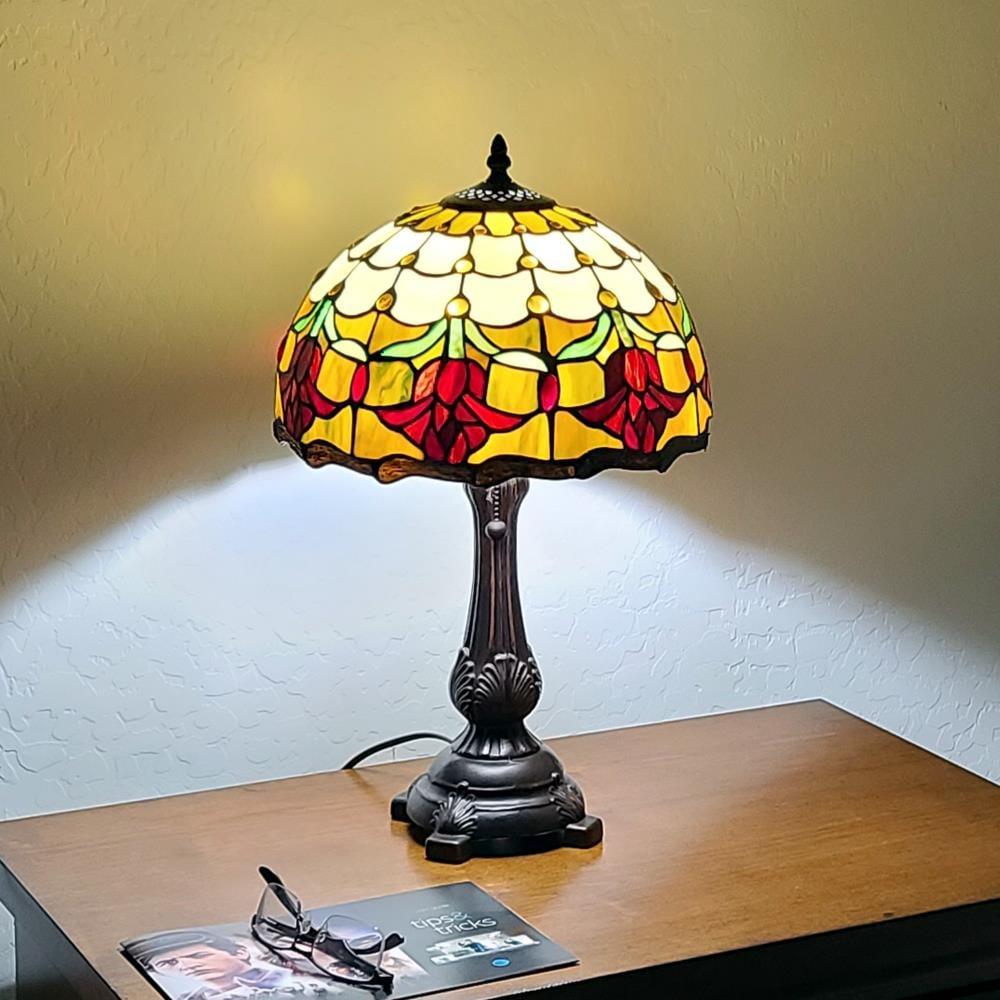 Amora Lighting Tiffany Style Tulips Table Lamp 19" Tall