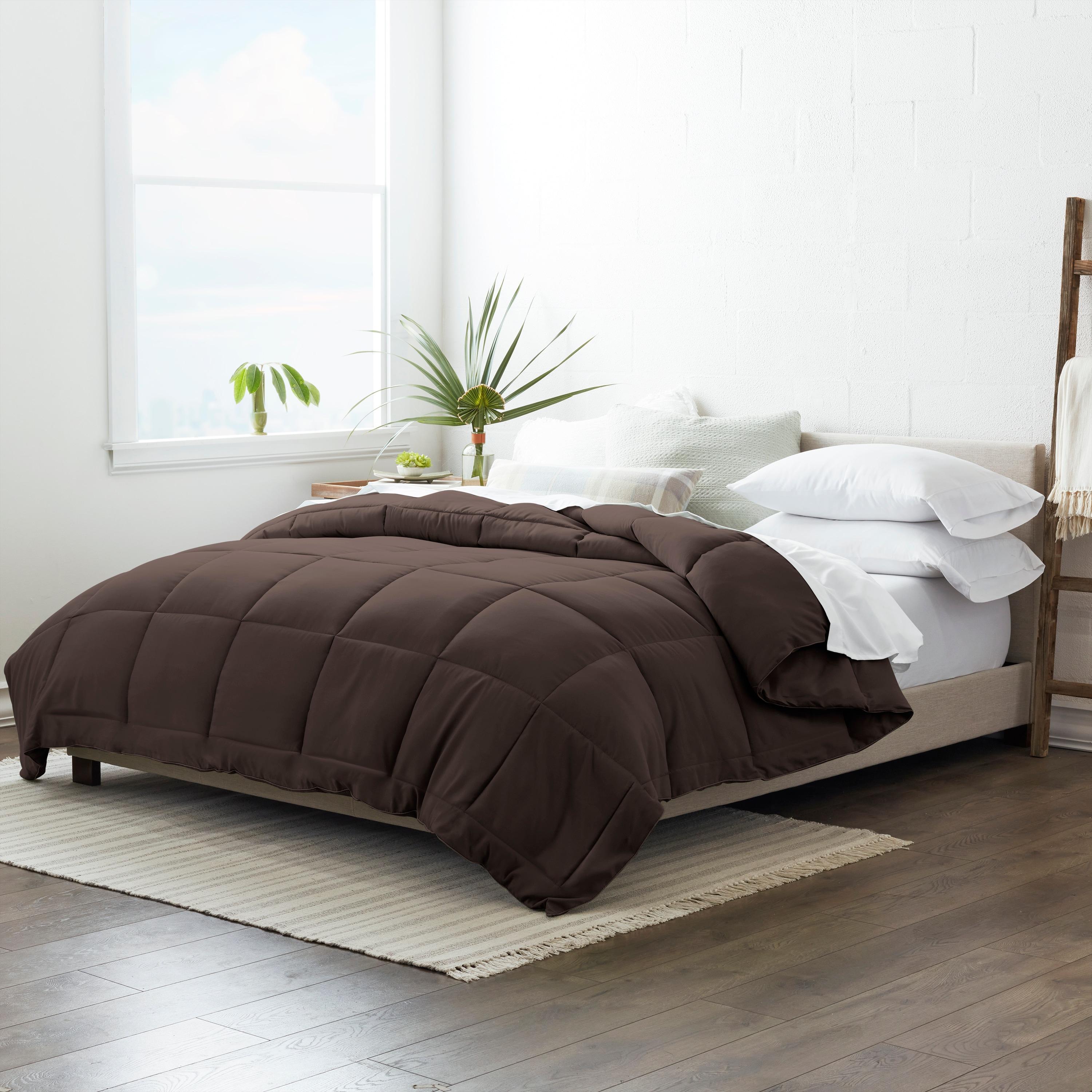 Simply Soft™ Down Alternative Comforter