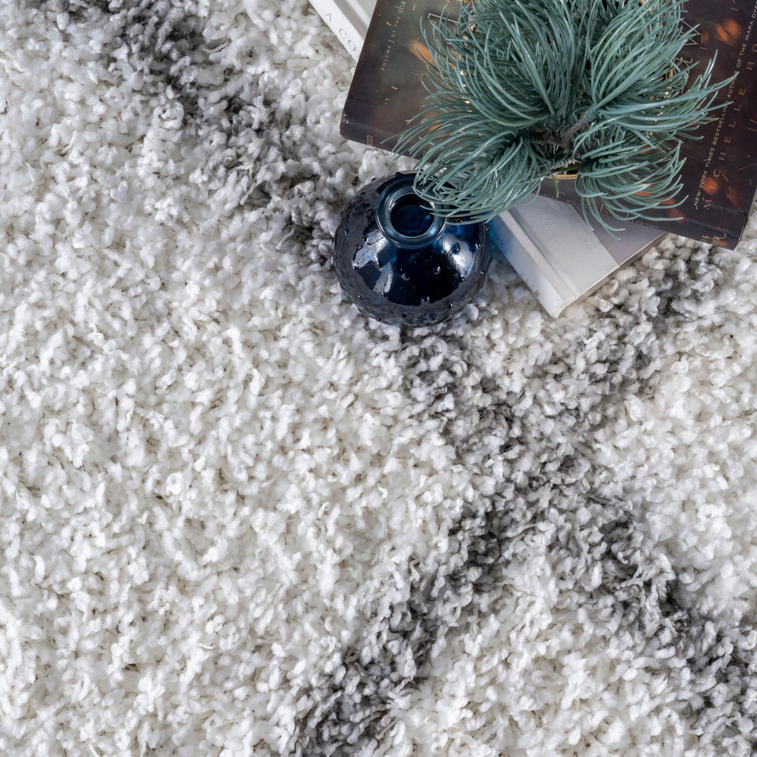 nuLOOM Trellis Cozy Soft & Plush Shag Area Rug, 6' 7" x 9', White
