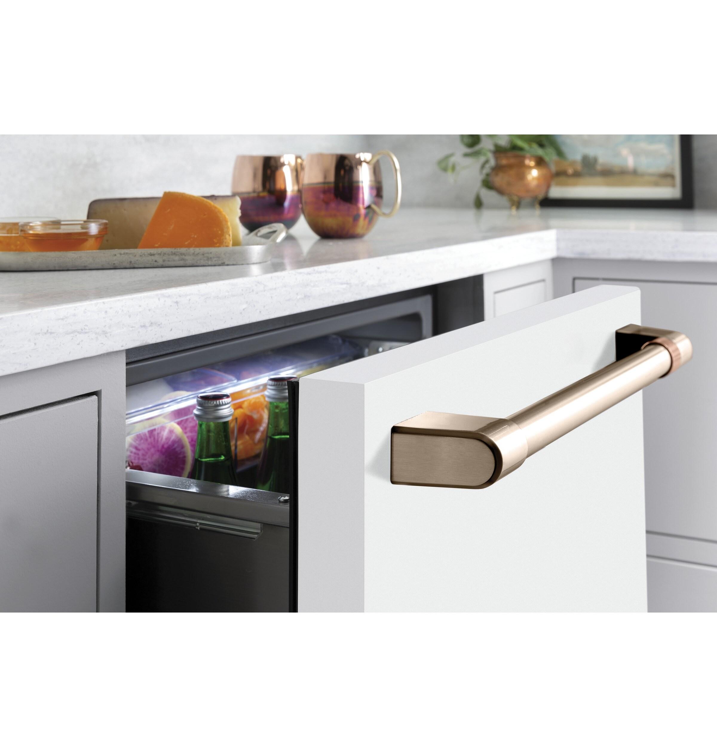 5.7 cu. ft. Undercounter Mini Fridge