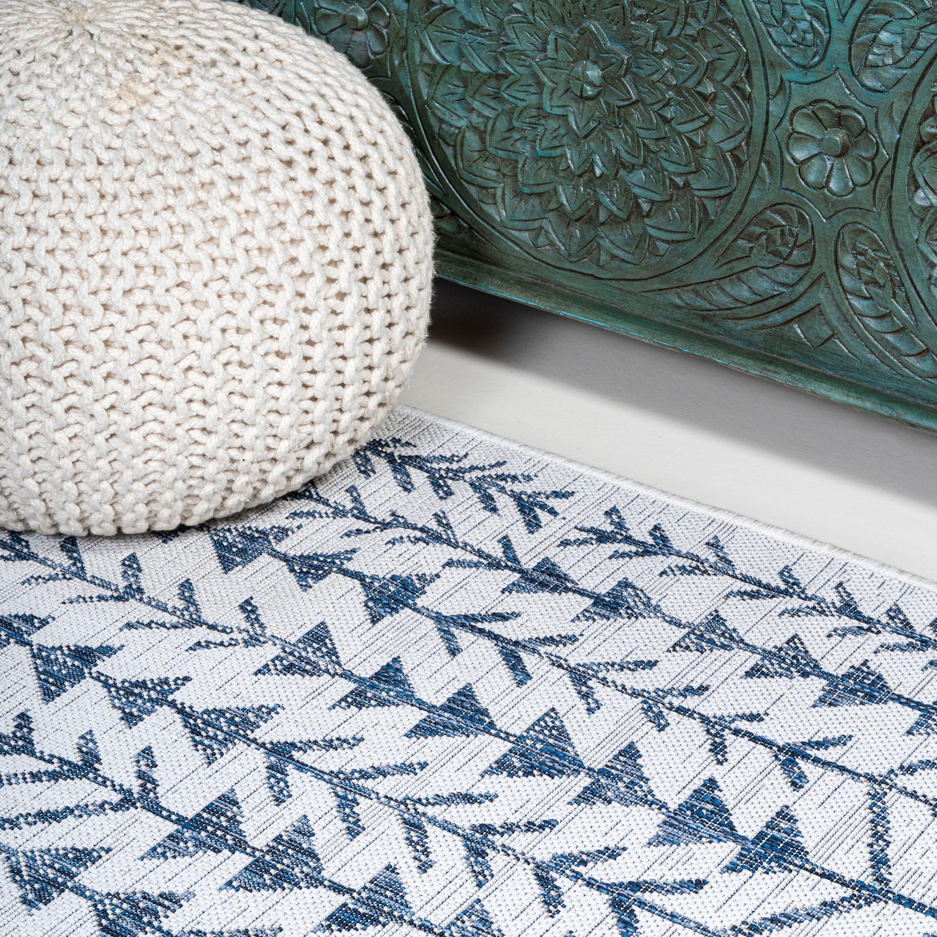 2'x8' Tokay Bohemian Styled Geometric Indoor/Outdoor Runner Rug, Ivory/Blue - JONATHAN Y