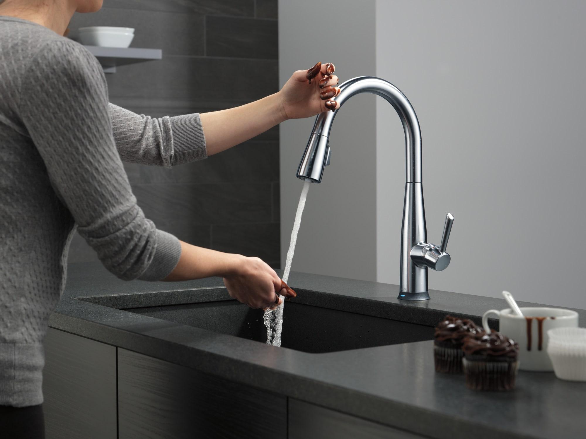 Essa Pull Down Sprayer Touch and Voice Control Kitchen Sink Faucet, Touch Control Kitchen Faucet