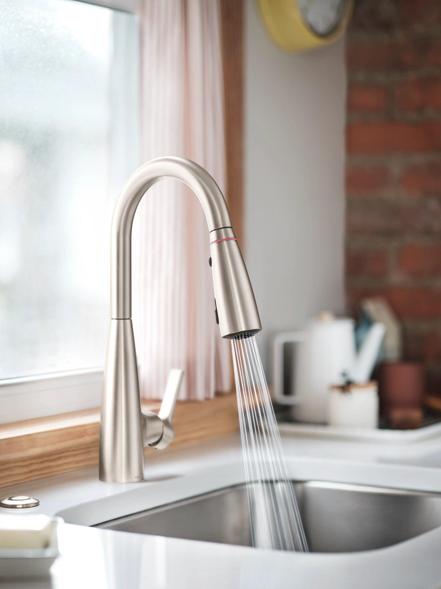 Haelyn Touchless Single-Handle Pulldown Sprayer Kitchen Faucet with MotionSense Wave and Power Clean