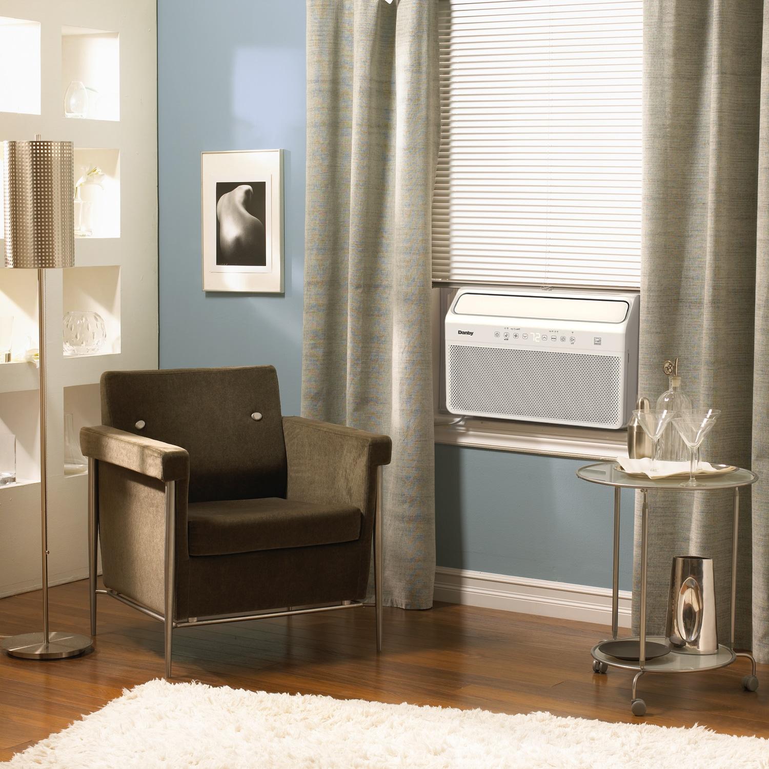 Danby 10000 BTU White Window Air Conditioner with Remote