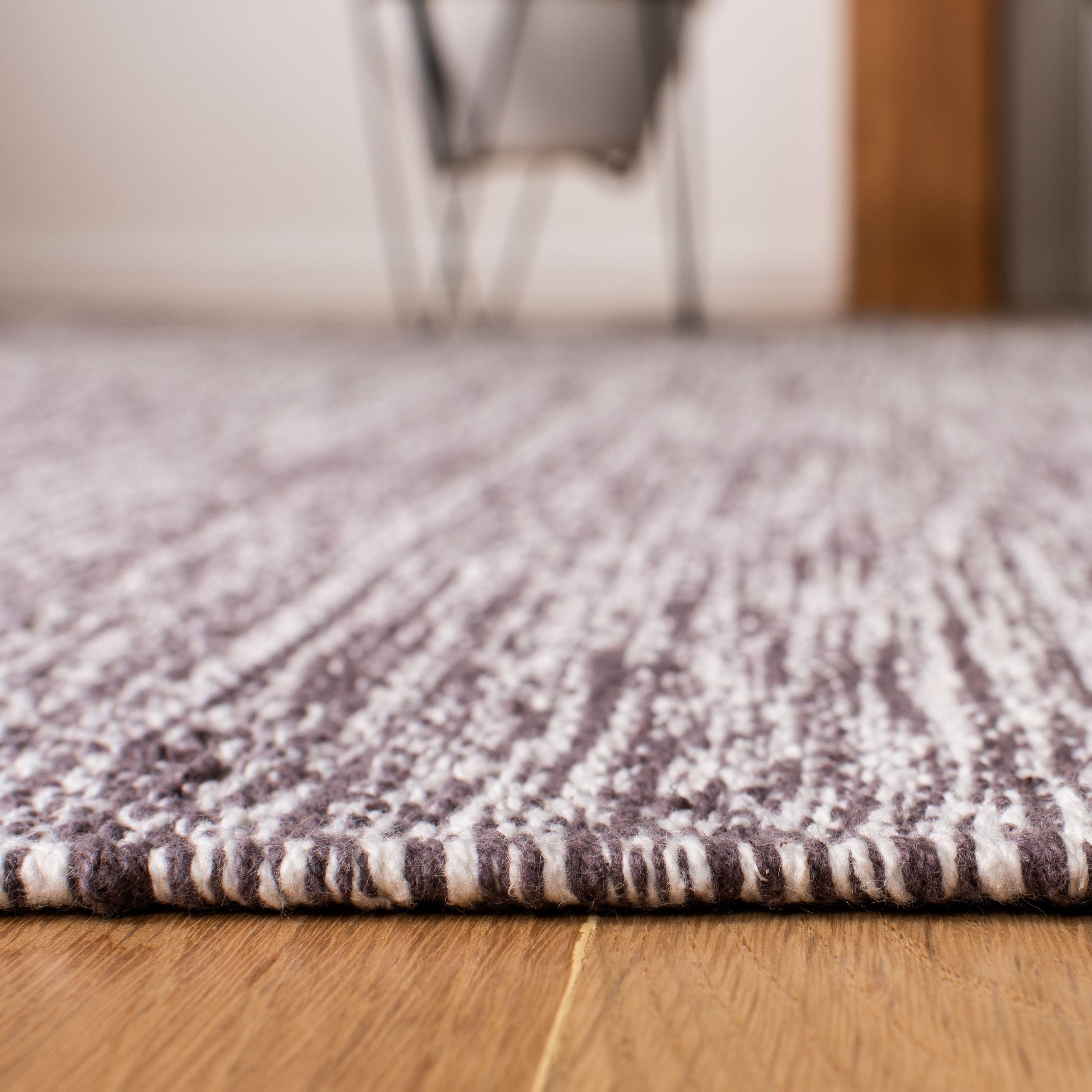 Montauk MTK615 Hand Woven Indoor Accent Rug - Charcoal - 3'x5' - Safavieh