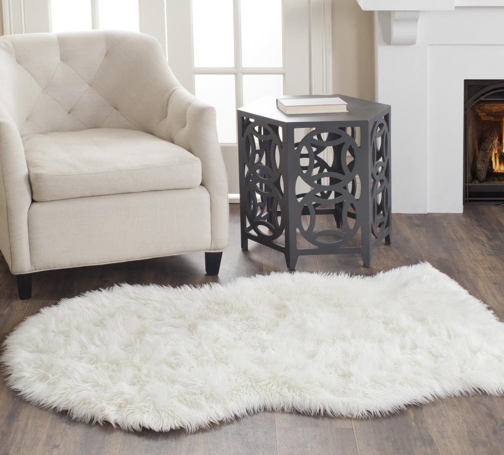 Faux Sheep Skin FSS115 Power Loomed Area Rug - Ivory - 5'x7' - Safavieh.