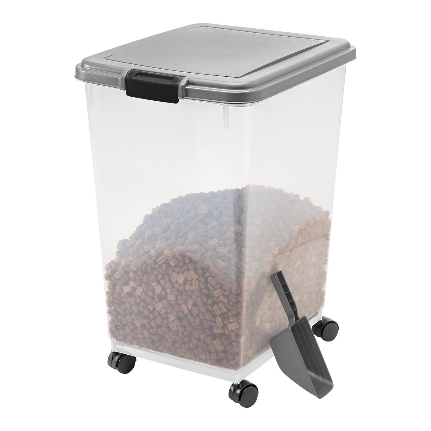IRIS USA 69qt/17gal Airtight Pet Food Container with Casters and Scoop, Chrome
