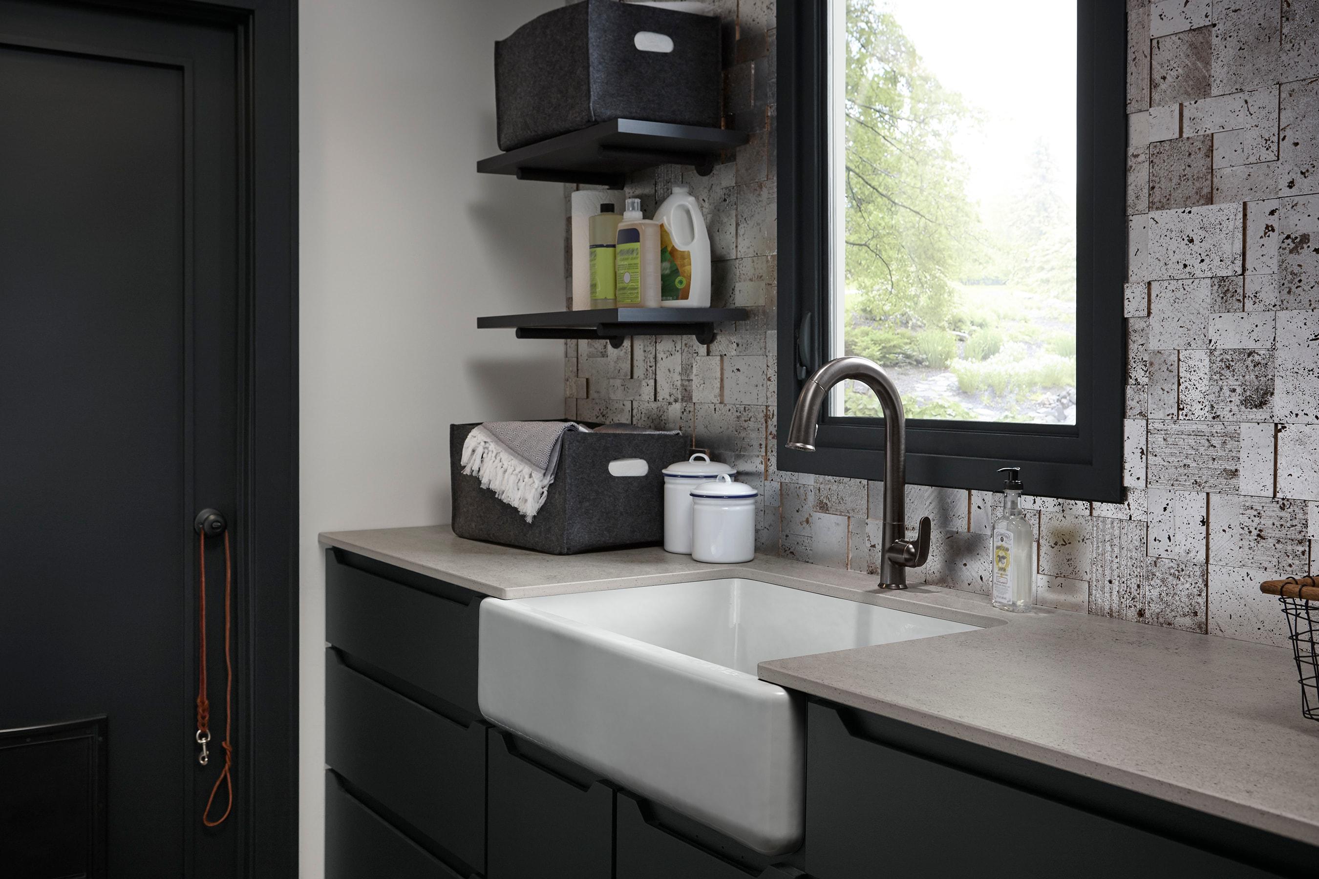 Whitehaven® 33" x 22" Self-Trimming Under-Mount Single-Bowl Kitchen Sink with Tall Apron