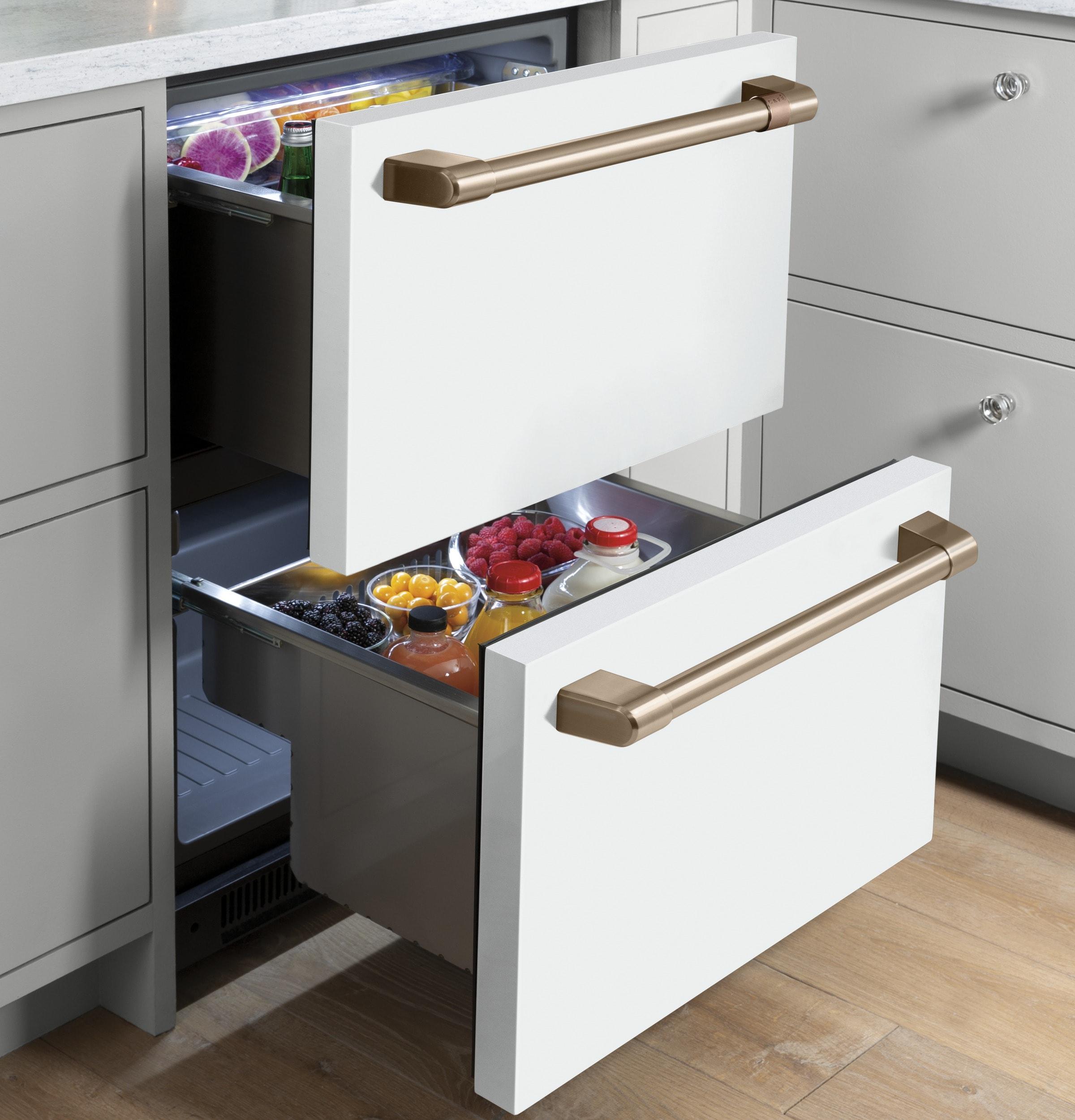 5.7 cu. ft. Undercounter Mini Fridge