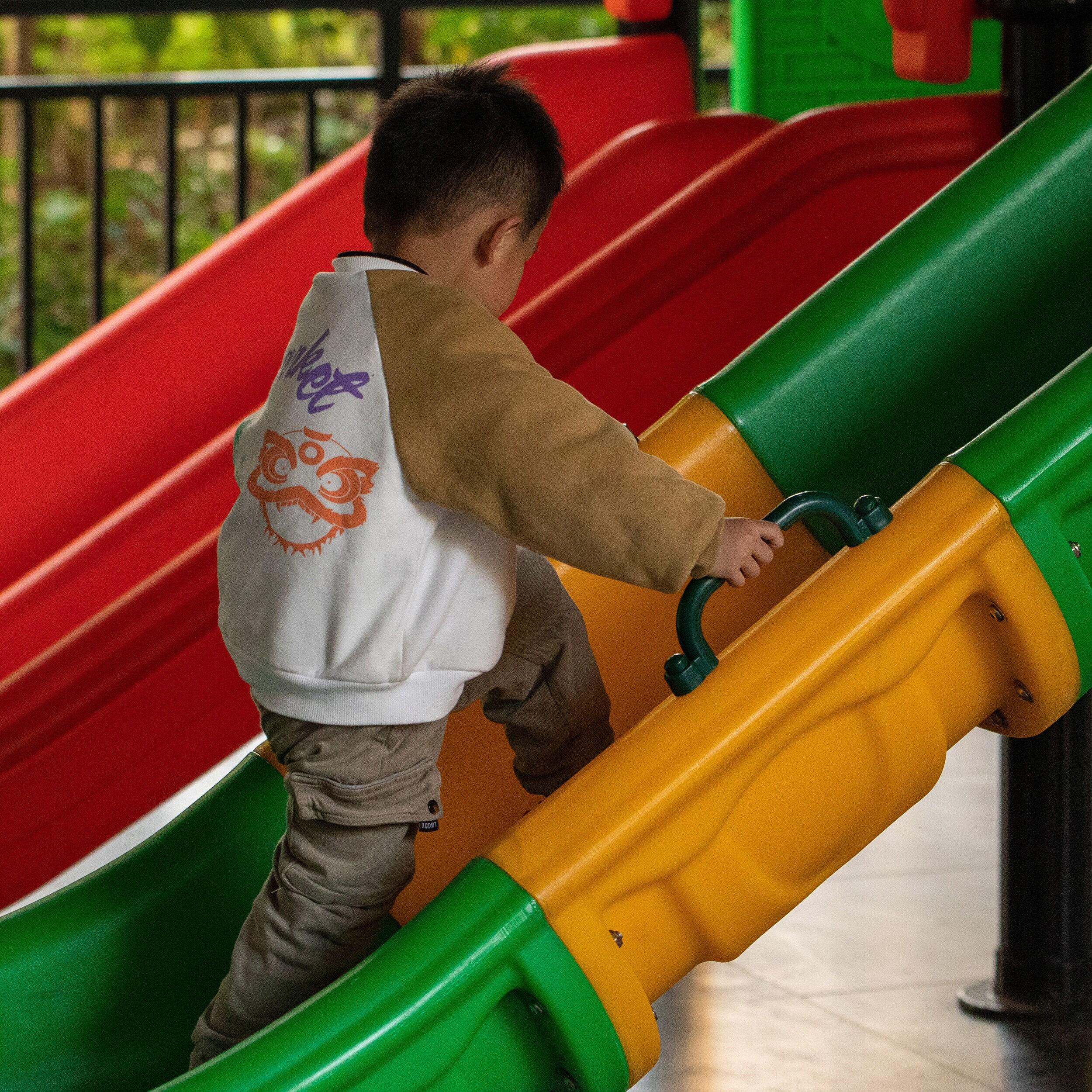 PLAYBERG PLAYBERG Plastic Green Swing Set Hardware