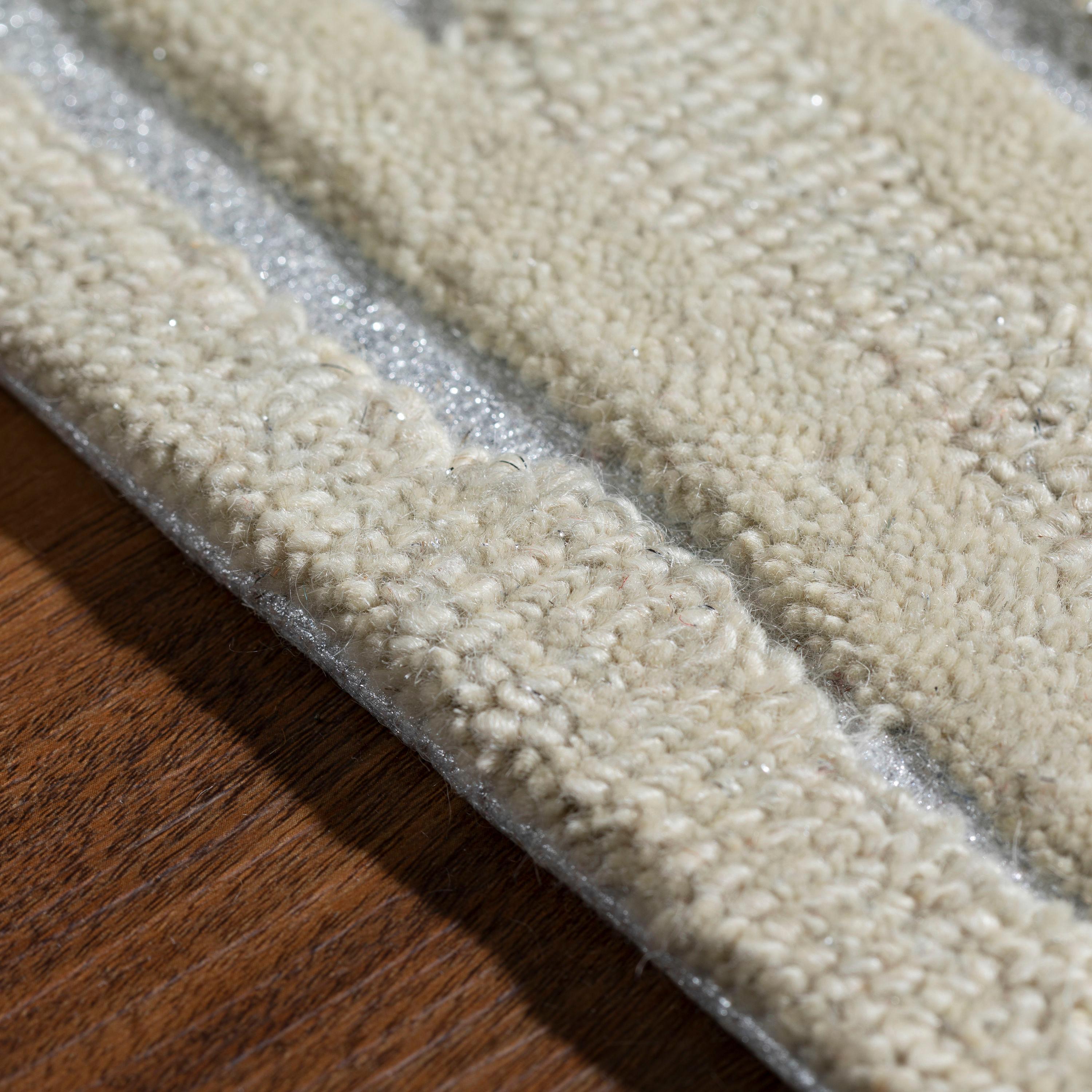 Addison Rugs Addison Dazzle Modern Hand Spun Wool and Metallic Area Rug Champagne 2' x 3' 2' x 3'