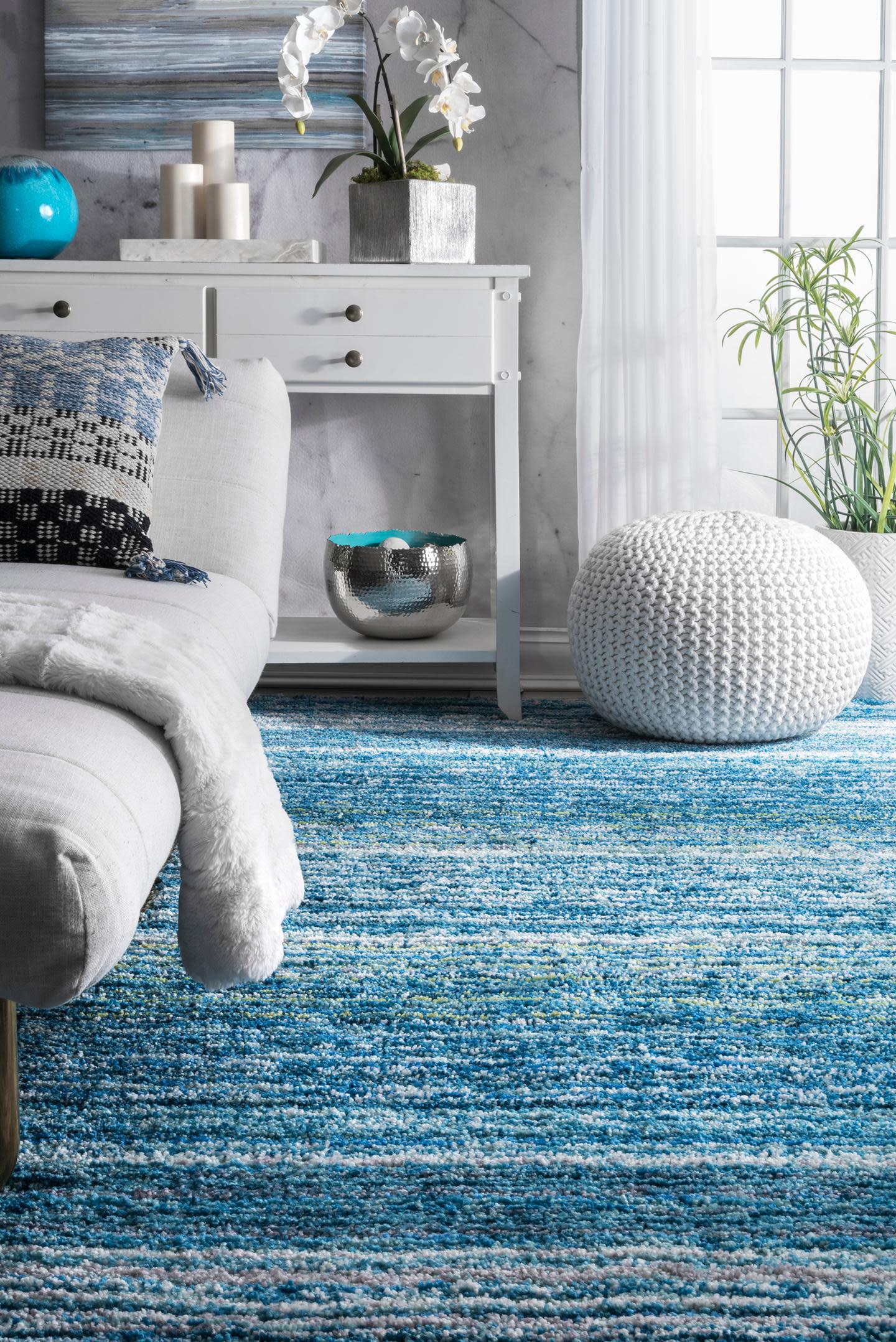 nuLOOM Classie Hand Tufted Shag Runner Rug, 2' 6" x 8', Sky Blue