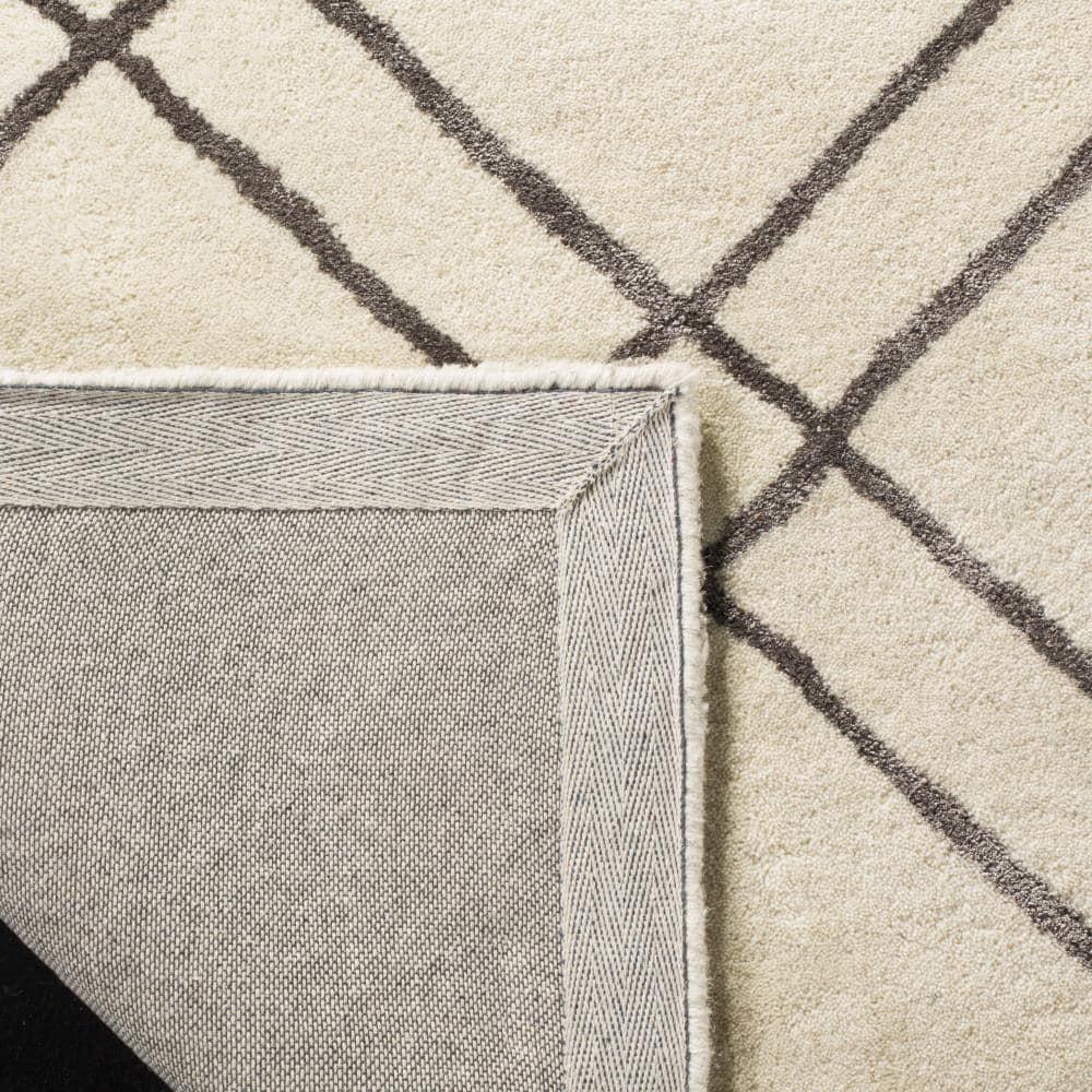 Himalaya HIM901 Hand Tufted Area Rug - Ivory/Dark Grey - 6'x6' - Safavieh.