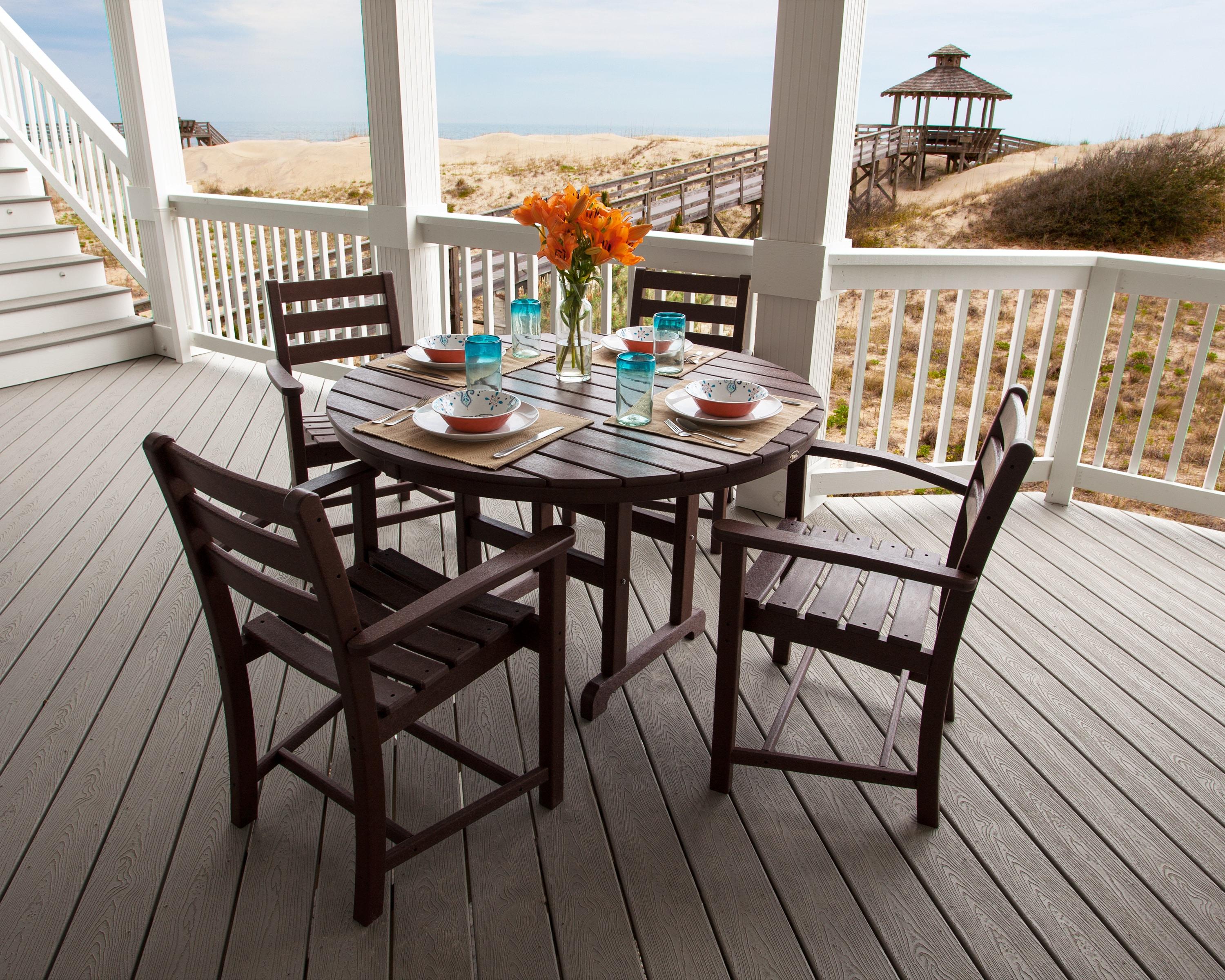 Monterey Bay 5-Piece Round Dining Set