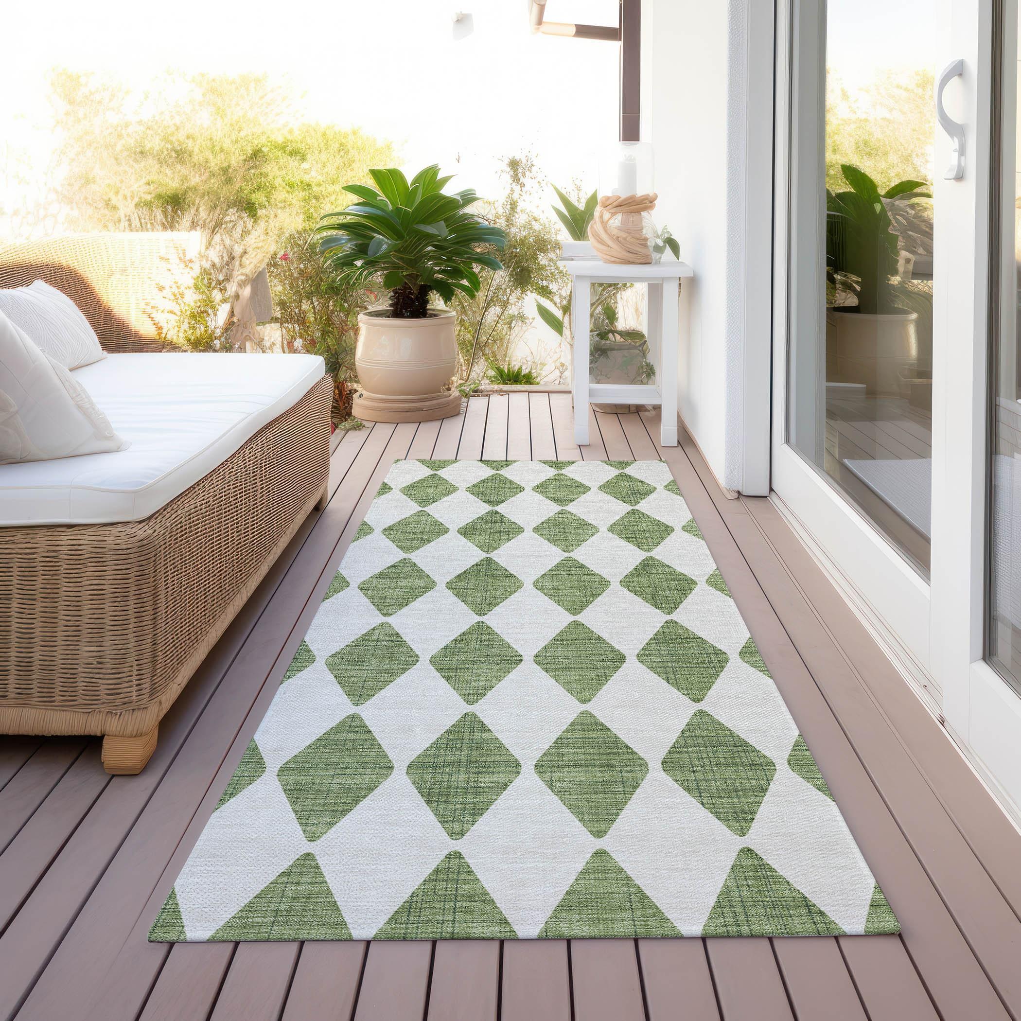 Addison Rugs Chantille Indoor/Outdoor Transitional Diamonds Green Washable Runner Rug, 2'3" x 7'6"