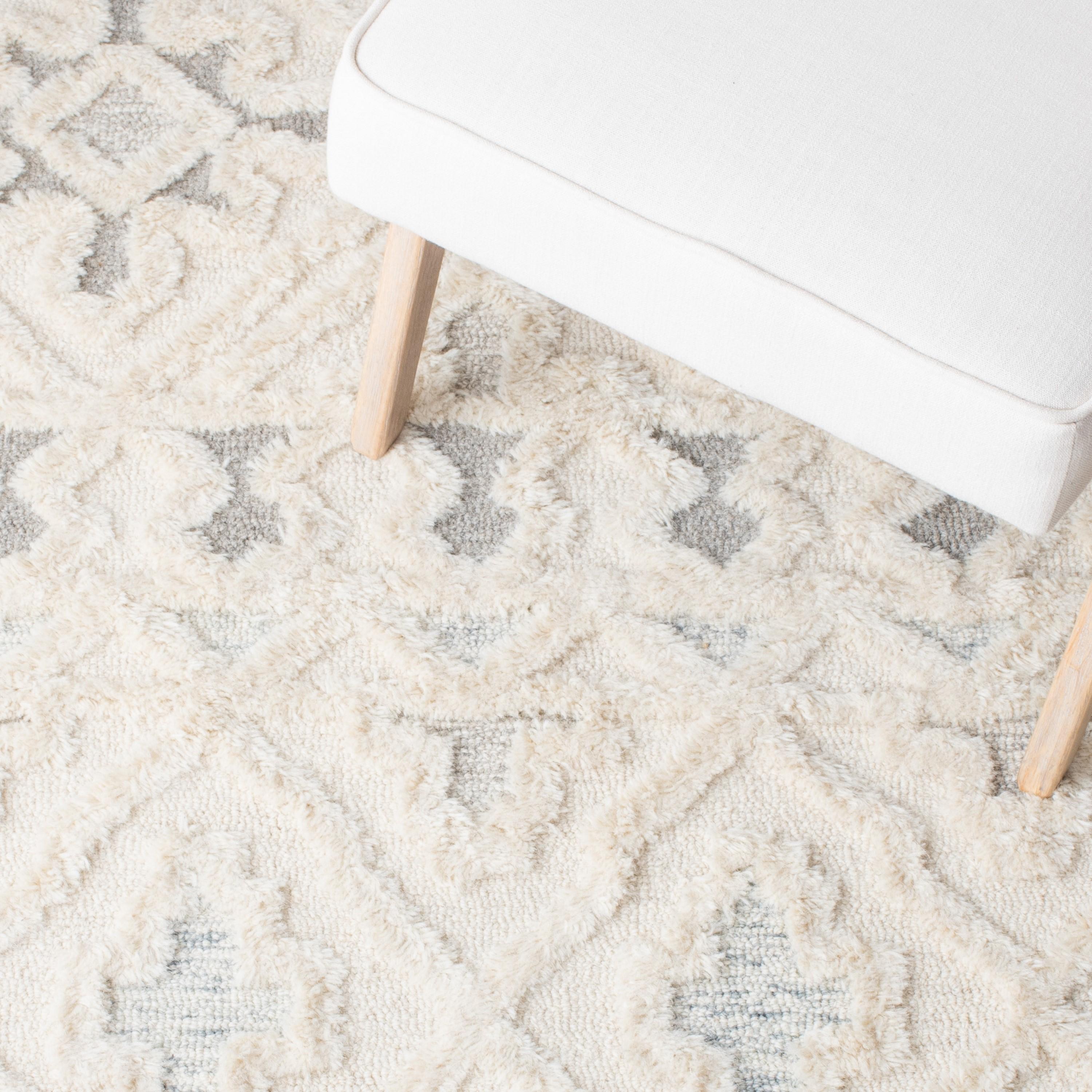 Metro MET110 Hand Tufted Indoor Area Rug - Ivory/Grey - 8'x10' - Safavieh