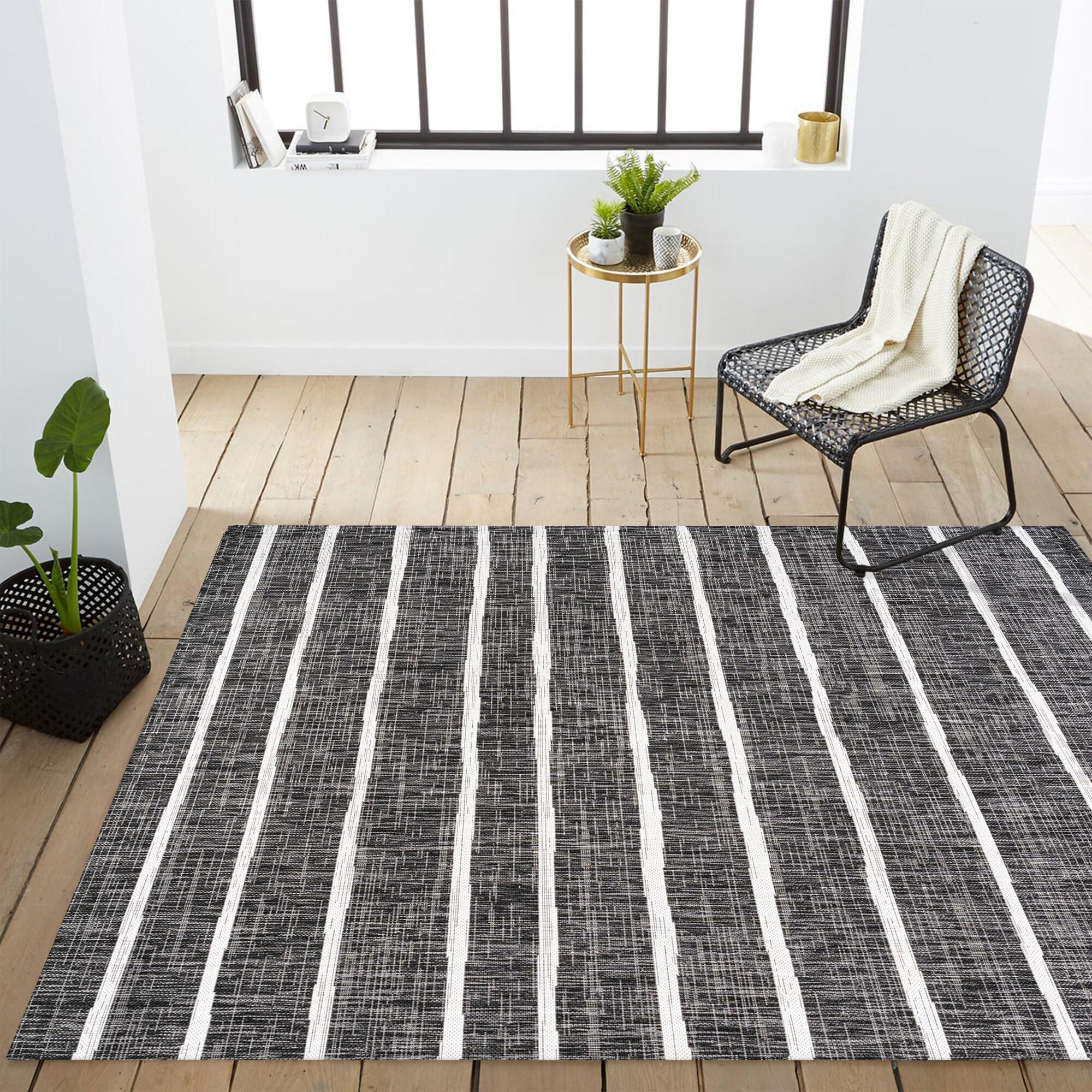 3'x5' Colonia Berber Stripe Indoor/Outdoor Area Rug, Black/Ivory - JONATHAN Y