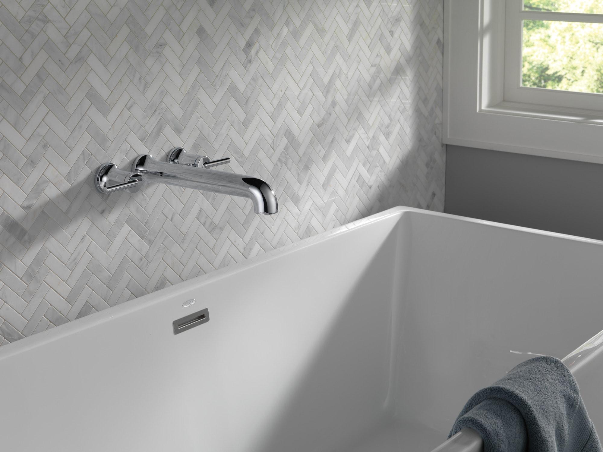 Trinsic Wall Mounted Tub Spout