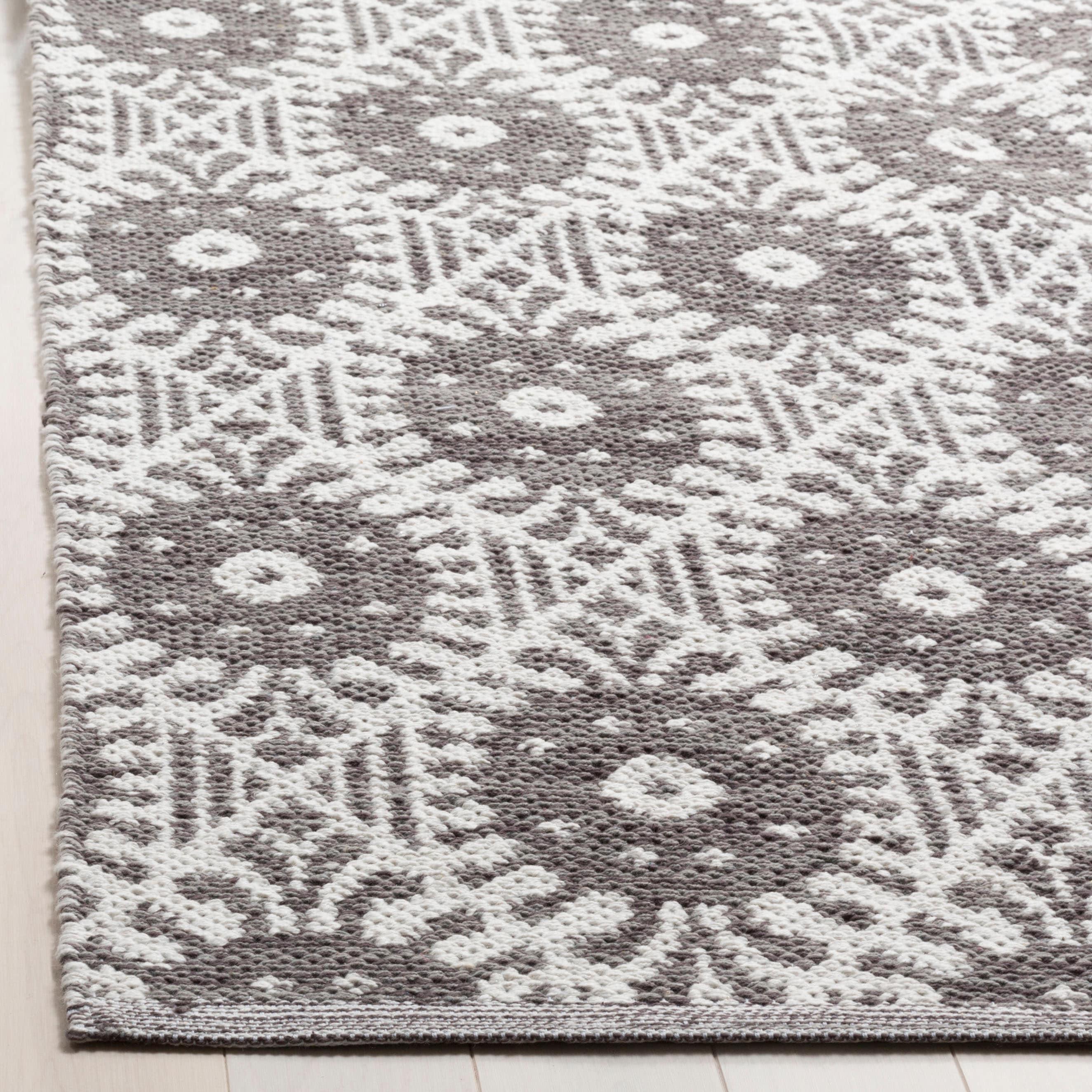 Montauk MTK612 Hand Woven Indoor Accent Rug - Charcoal/Ivory - 3'x5' - Safavieh.