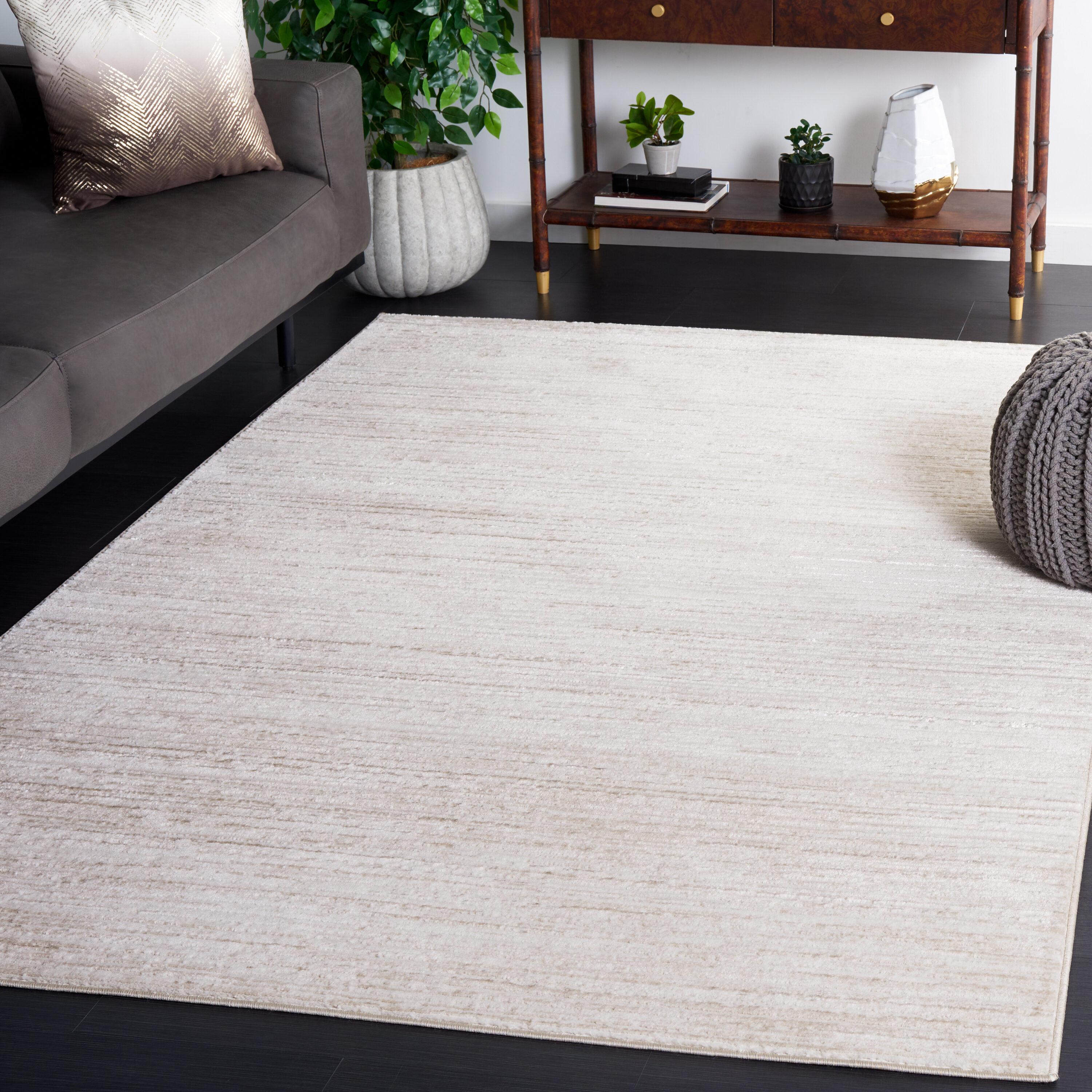 SAFAVIEH Hanna Trinity Striped Area Rug, Ivory/Beige, 5'3" x 7'6"