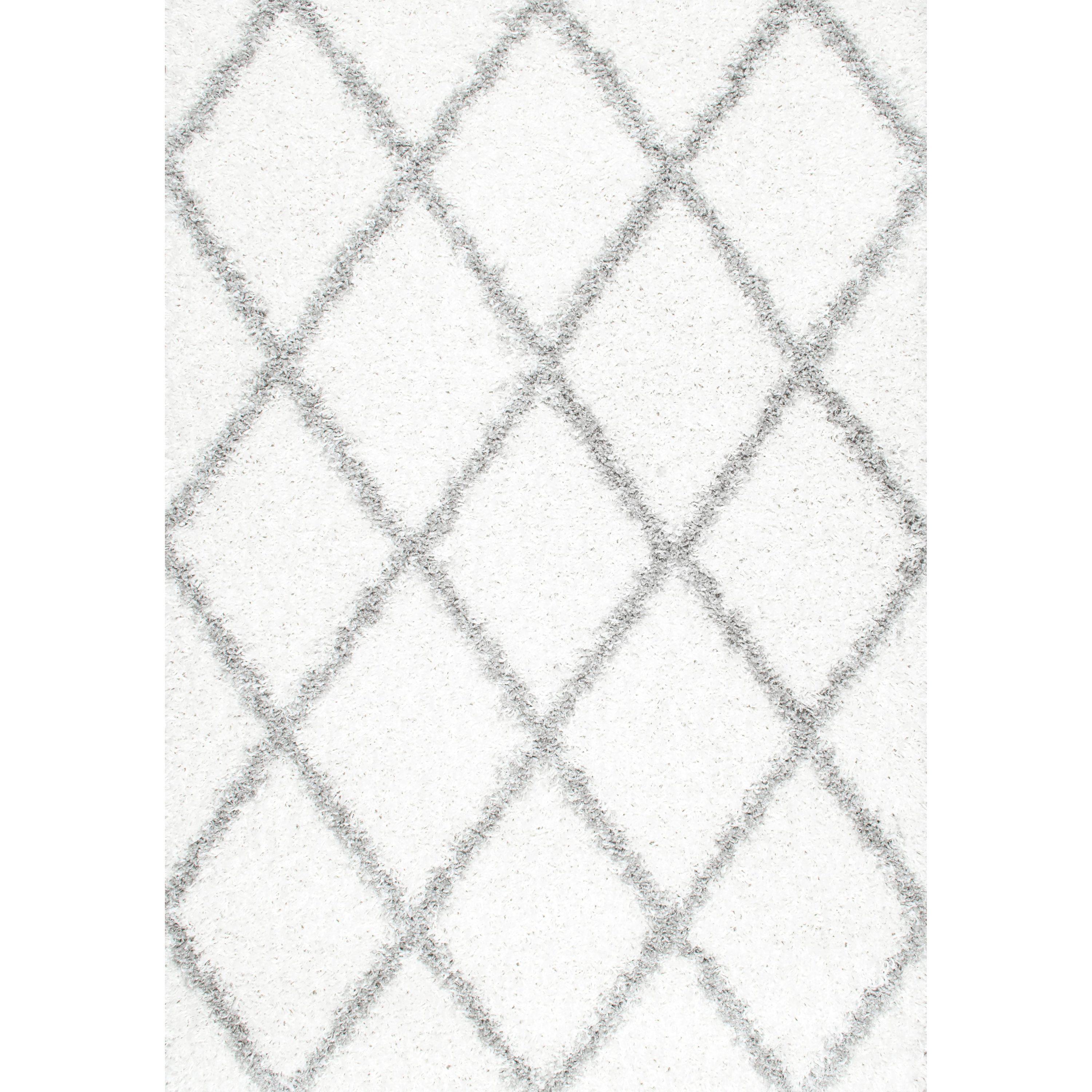Nuloom Tess Trellis 8 Square Shag Indoor Area Rug for Living Room Bedroom Dining Room Nursery, White/Grey