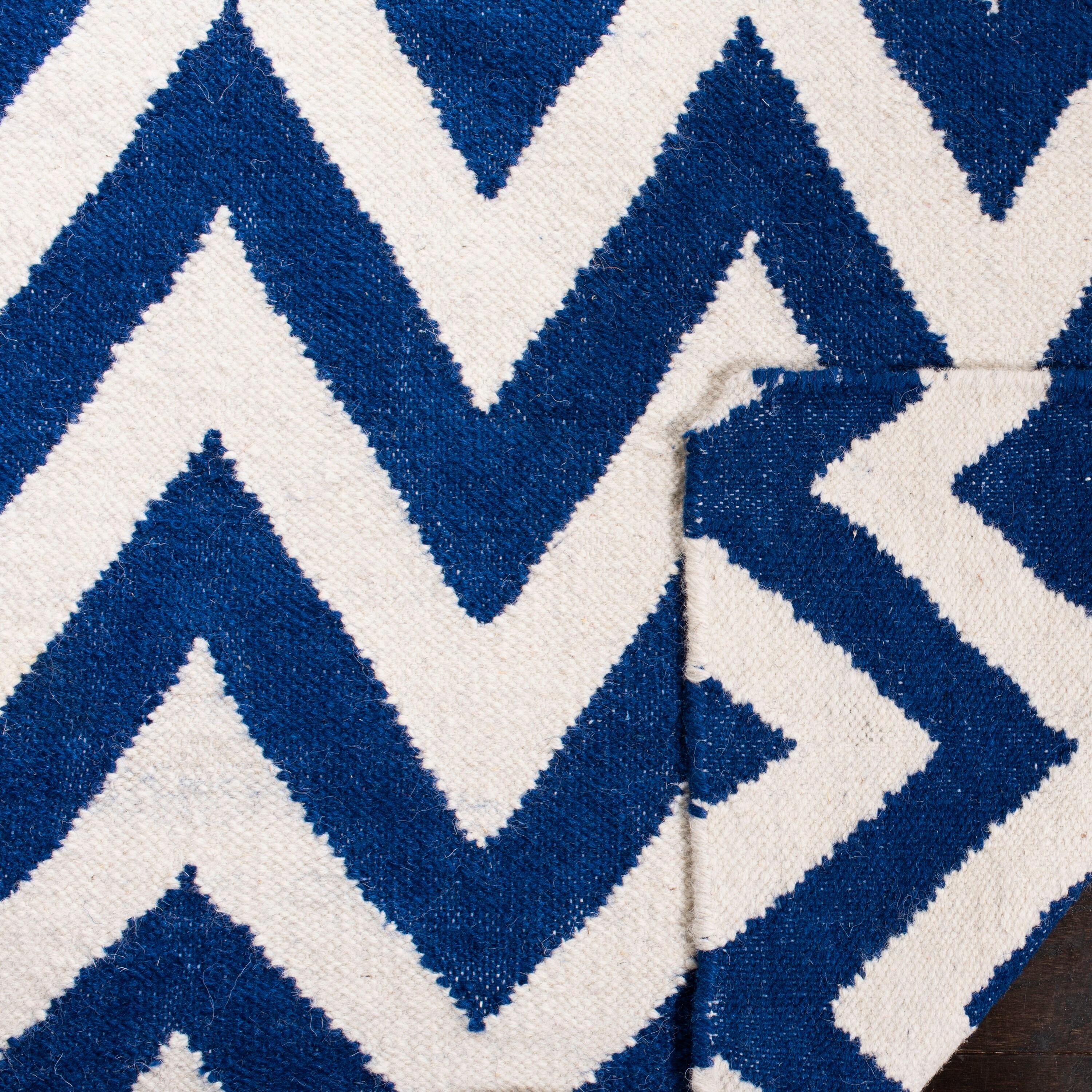 SAFAVIEH Dhurries Bentley Geometric Area Rug, Dark Blue/Ivory, 9' x 12'