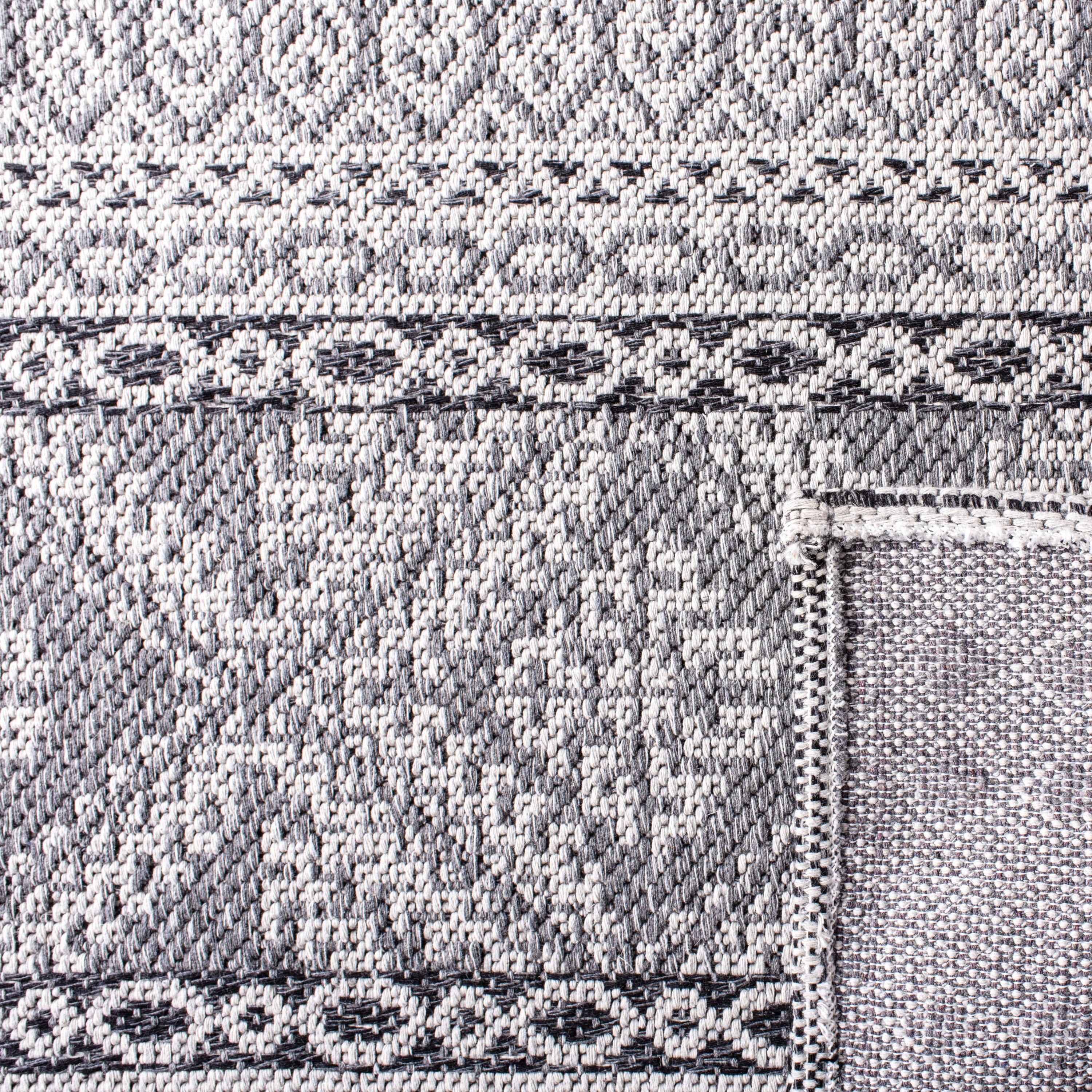 Augustine AGT445 Machine Made Indoor Area Rug - Light Grey/Anthracite - 4'x6' - Safavieh