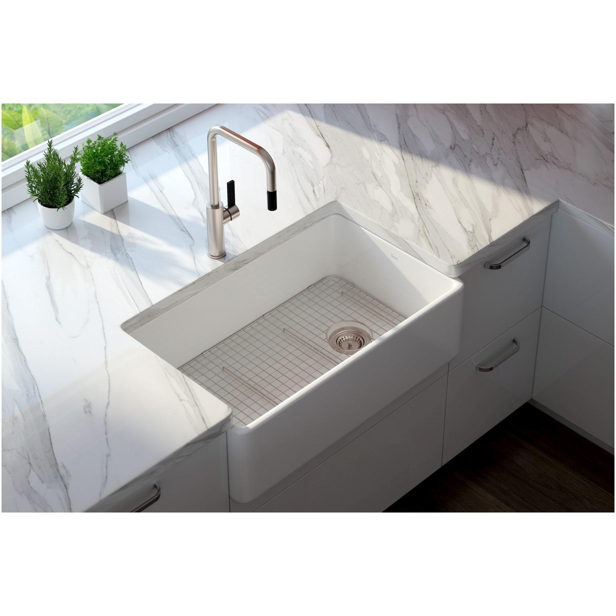 Polished Chrome and Matte Black Transitional Kitchen Faucet with Pull-out Spray