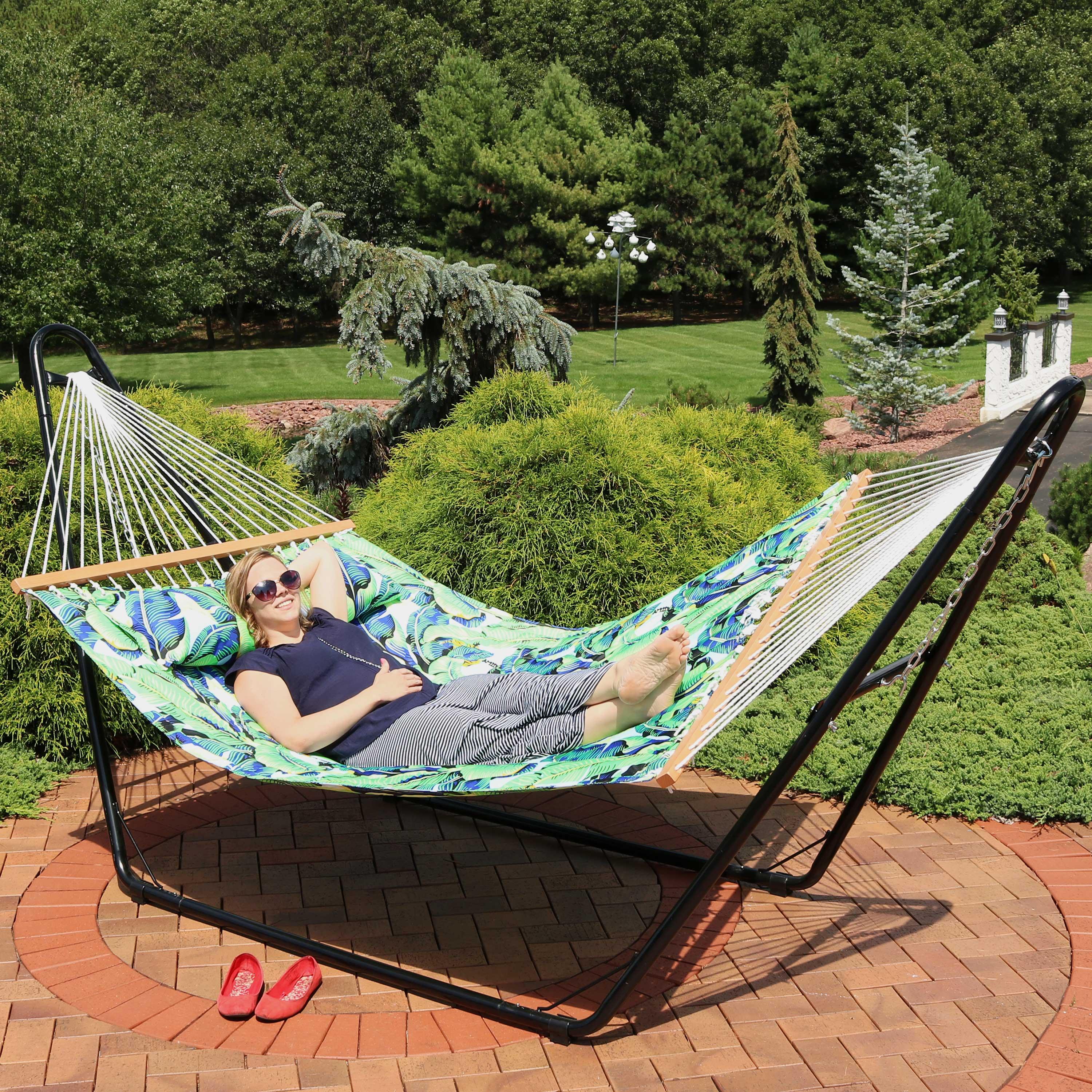 Sunnydaze 2-Person Quilted Printed Fabric Spreader Bar Hammock and Pillow with S Hooks and Hanging Chains - 450 lb Weight Capacity - Exotic Foliage