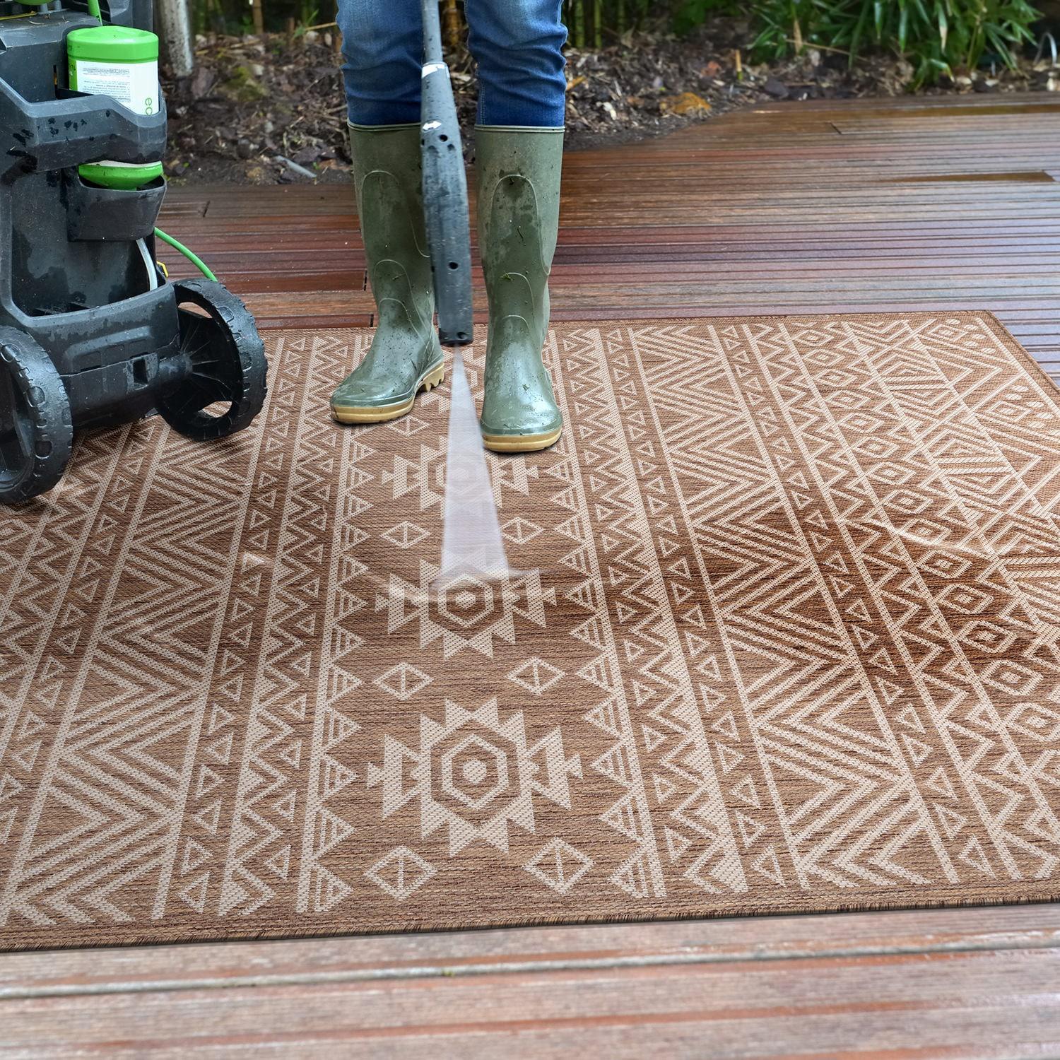 World Rug Gallery Distressed Geometric Bohemian Textured Flat Weave Indoor/Outdoor Area Rug - BROWN 5' X 7'