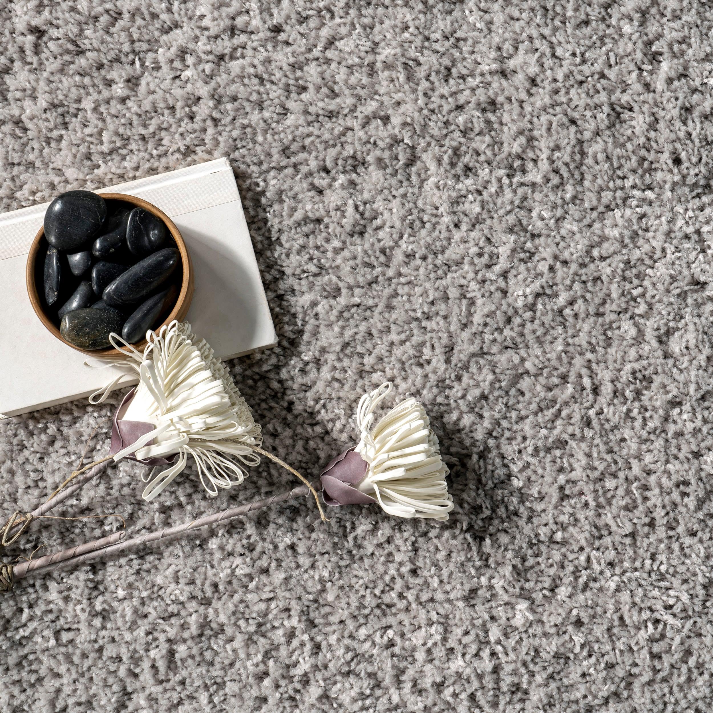 Luxurious Silver Shag Rectangular Area Rug - Synthetic, Easy Care