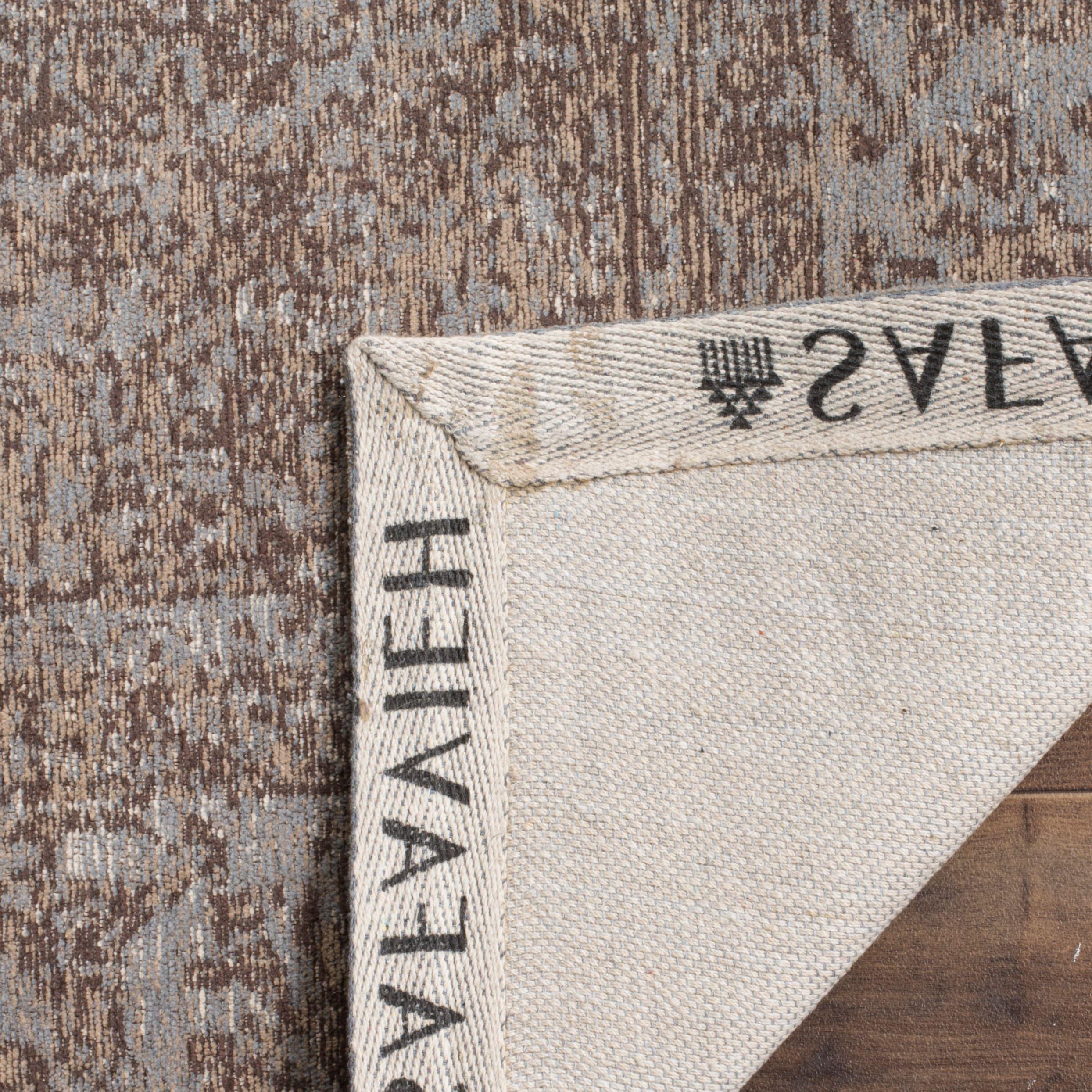 Classic Vintage CLV121 Loomed Indoor Accent Rug - Grey - 3'x5' - Safavieh