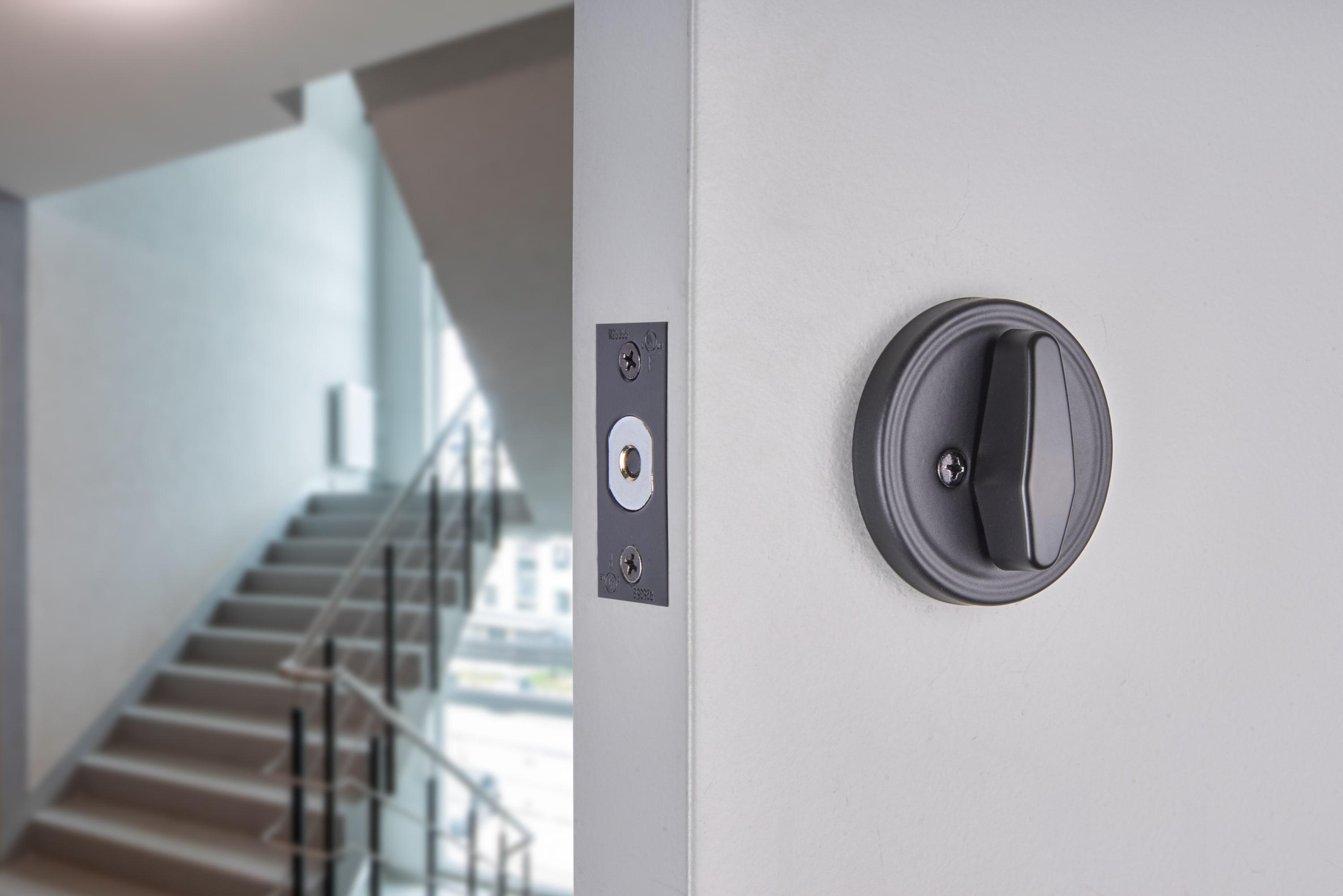 BRINKS Commercial - Single Cylinder Deadbolt Lock, Matte Black Finish - Meets ANSI Grade 1 Standards and has 3-Hour UL Fire Rating