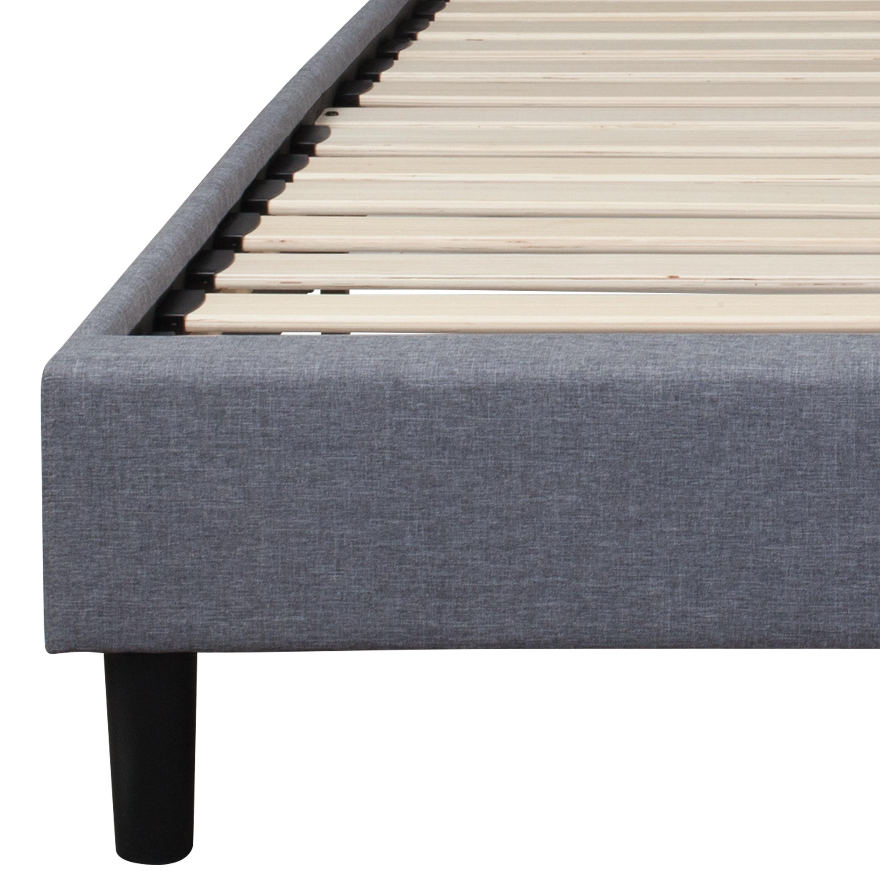 Flash Furniture Brighton Full Size Tufted Upholstered Platform Bed in Light Gray Fabric