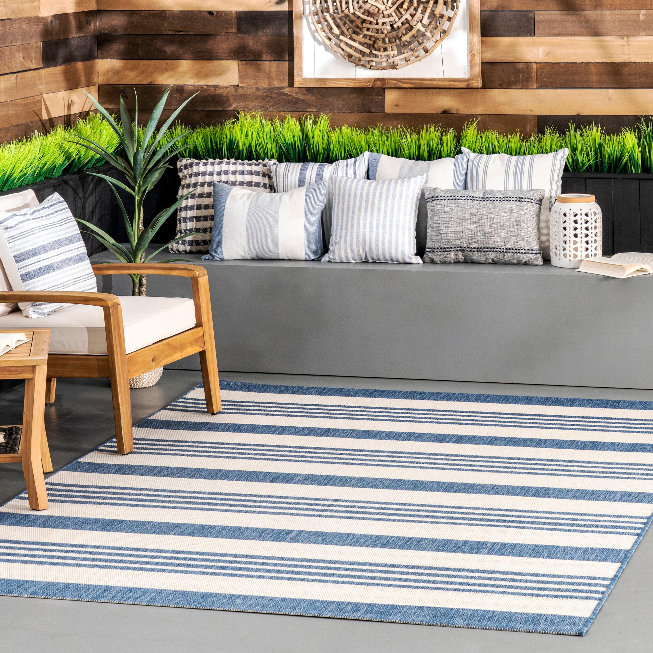 Nuloom Robin Striped 6 Square Indoor/Outdoor Area Rug for Living Room Patio Deck Front Porch Kitchen, Blue/Ivory