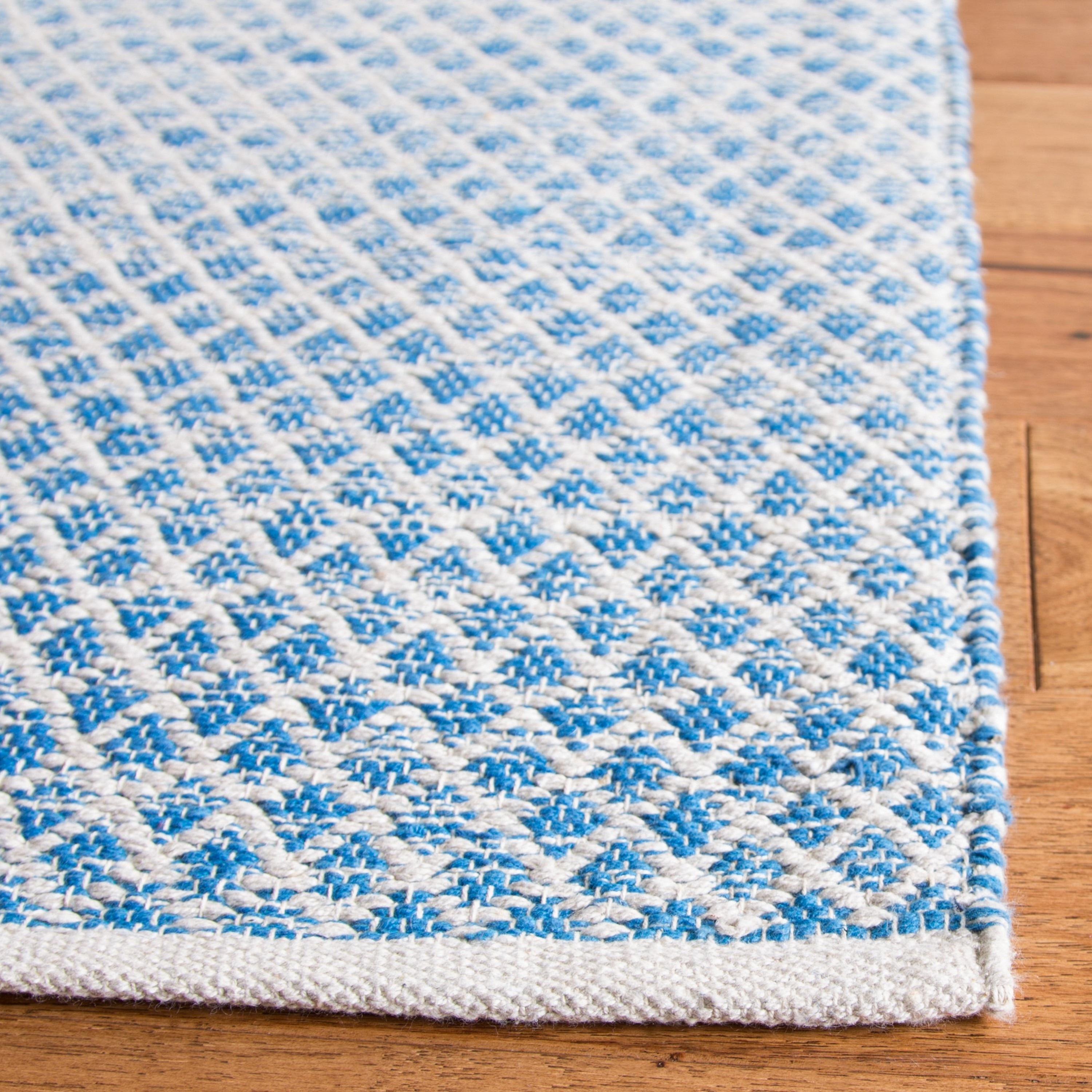 Montauk MTK601 Hand Woven Area Rug - Blue/Ivory - 5'x8' - Safavieh.