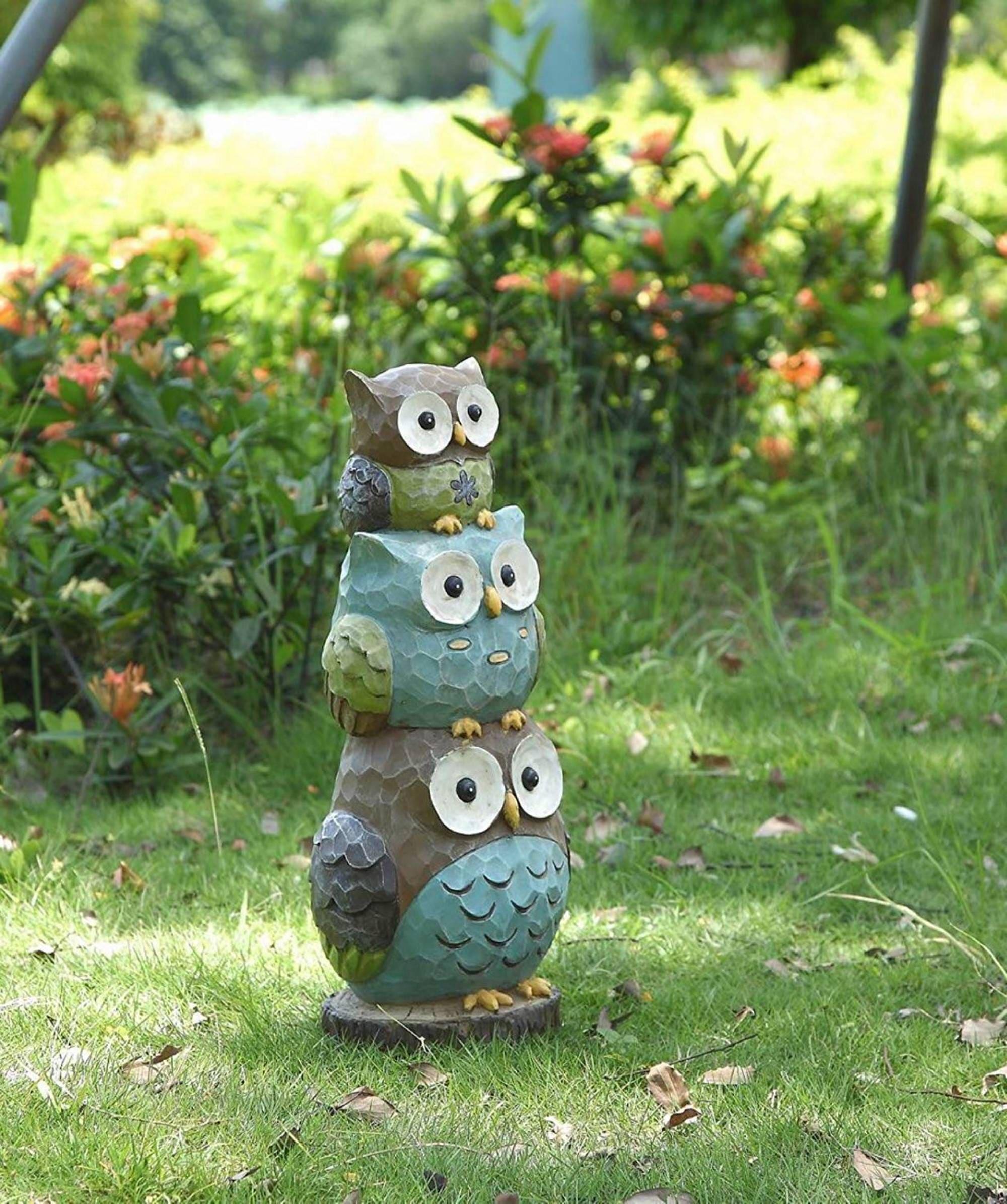 Stacking Owls Statue