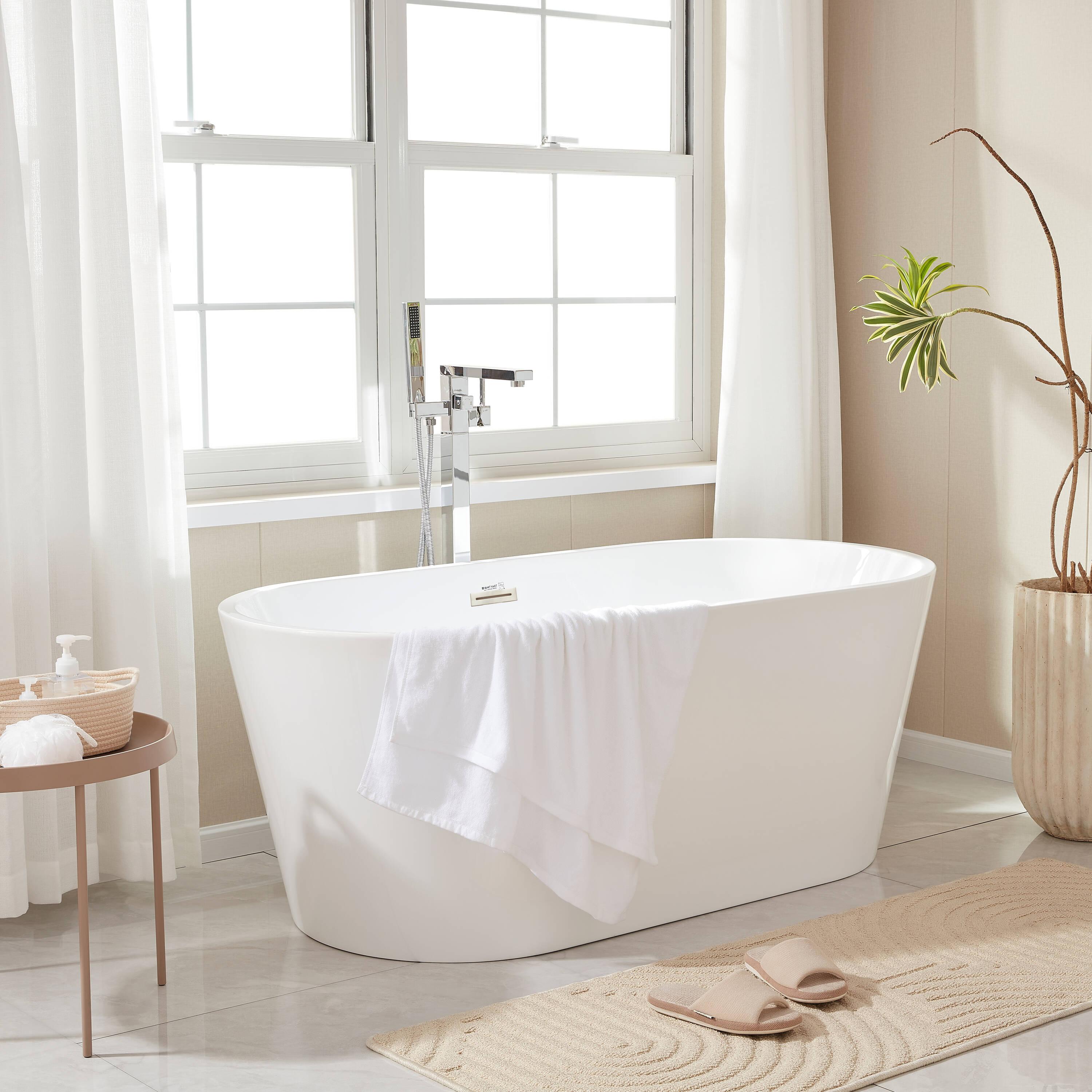 Freestanding Soaking Acrylic Bathtub