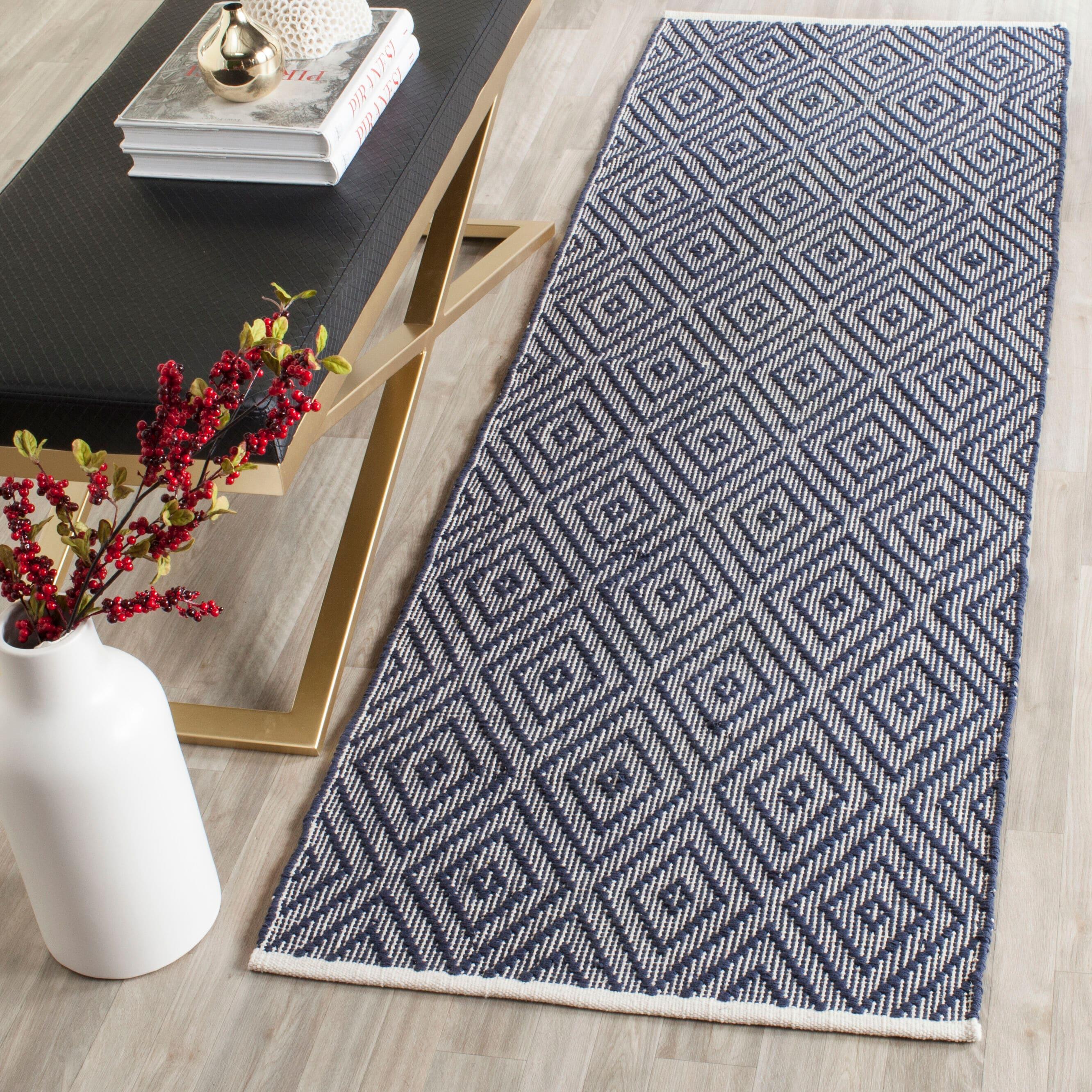 Montauk MTK811 Hand Woven Runner Rug - Navy/Ivory - 2'3"x7' - Safavieh.