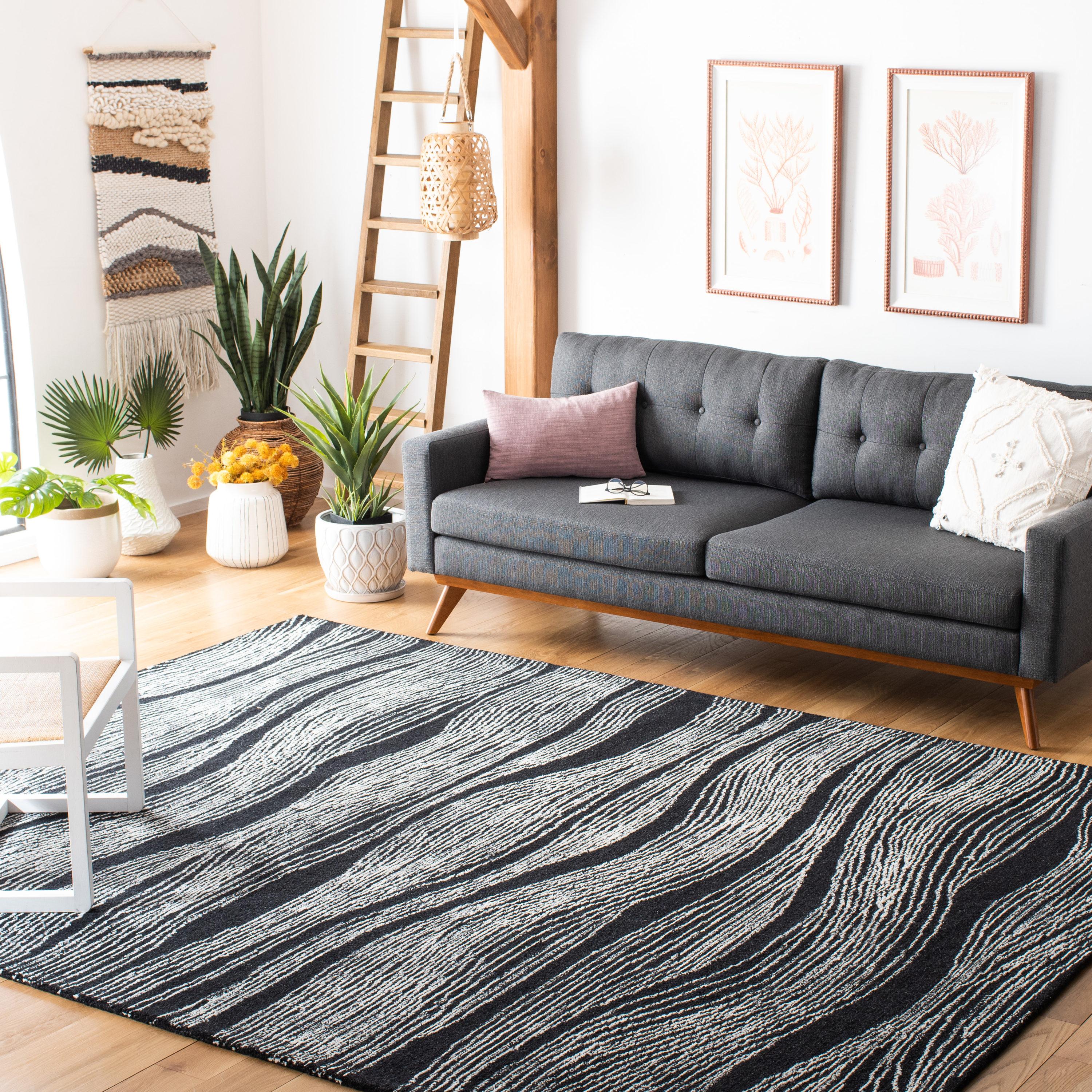 SAFAVIEH Metro Bridget Abstract Area Rug, Black/Ivory, 5' x 8'