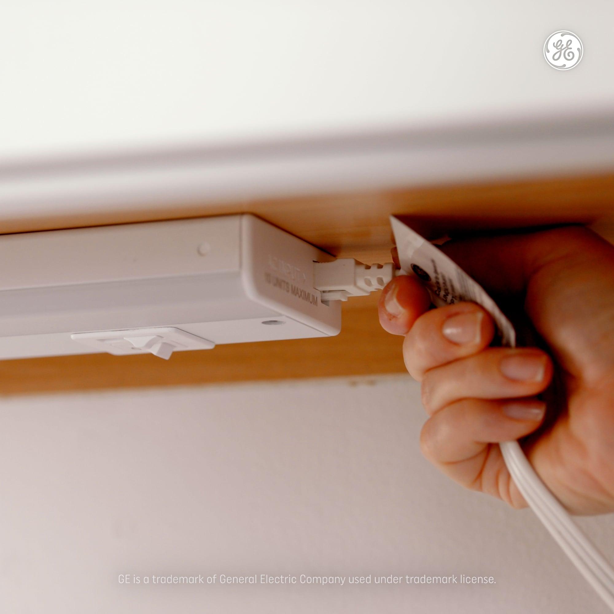 GE Household Lighting Undercab Refresh Direct Wire and Plug-In 24" Linkable Fixture