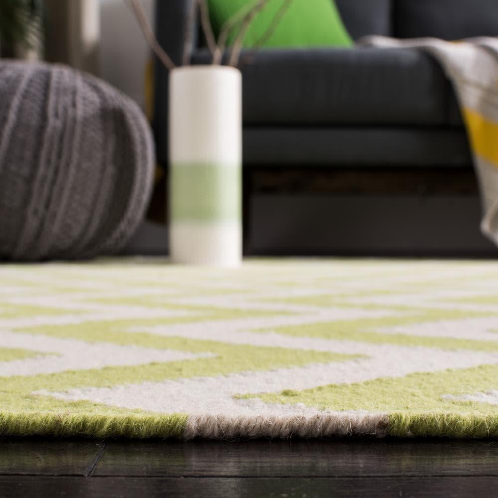 SAFAVIEH Dhurries Bentley Geometric Area Rug, Green/Ivory, 6' x 6' Square