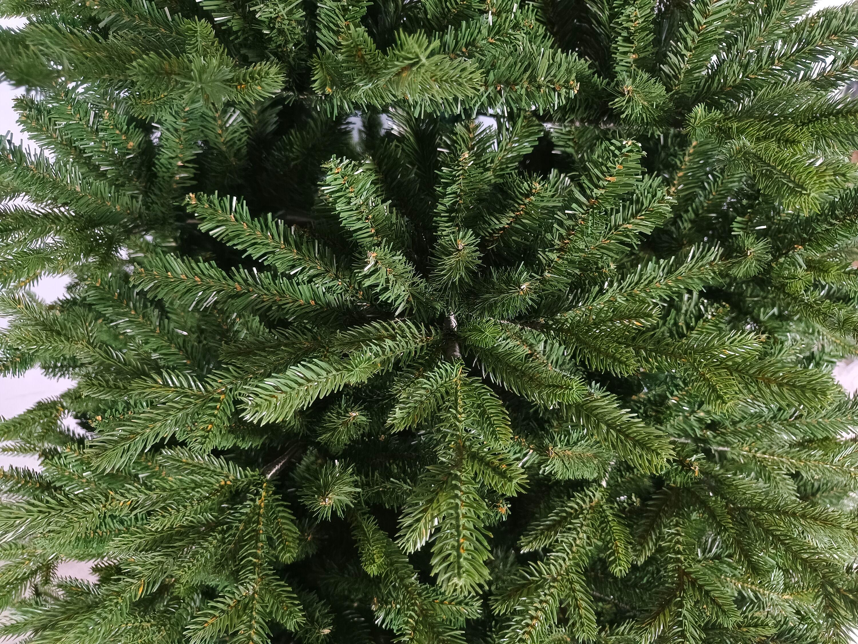 Fraser Hill Farm Fraser Hill Farm Unlit Traditional Oregon Pine Artificial Christmas Tree