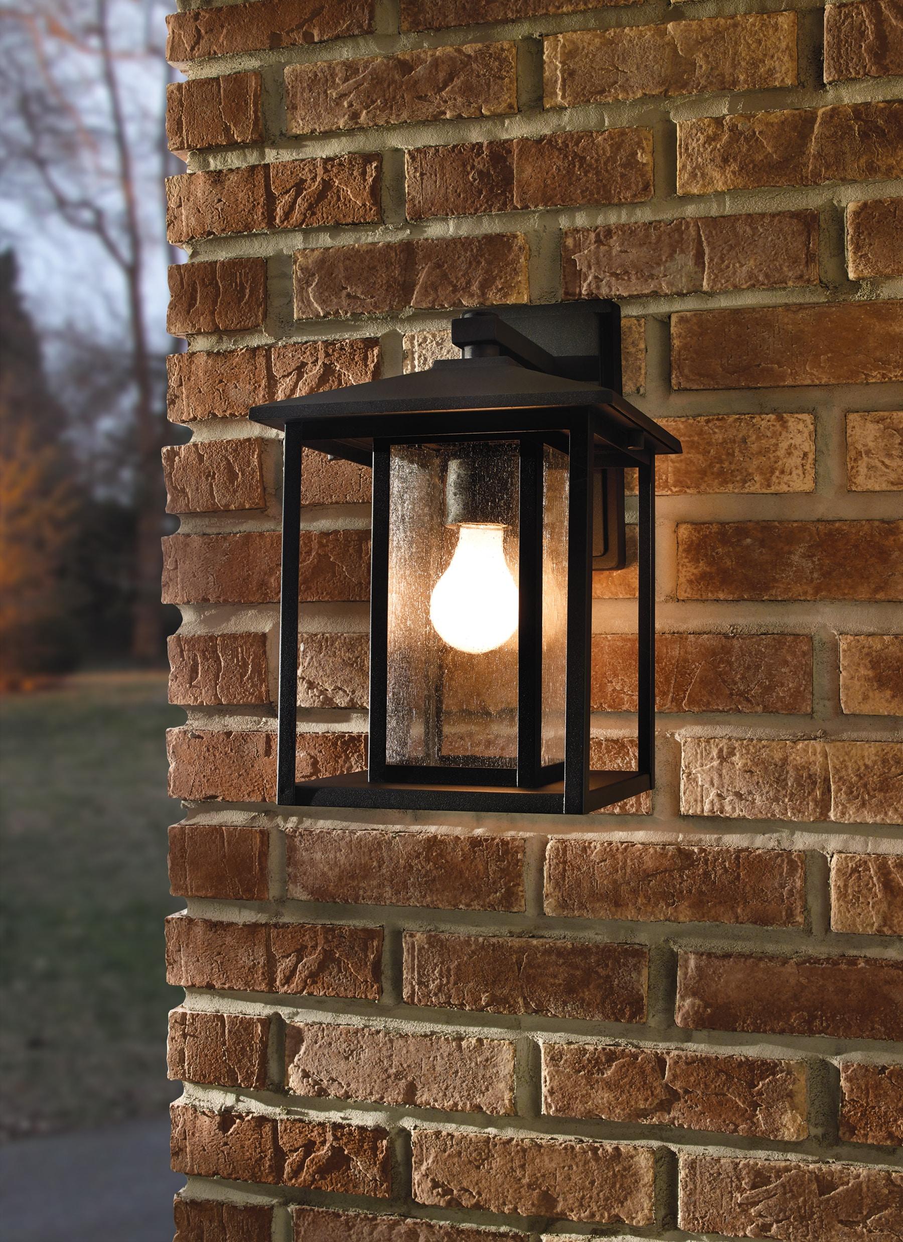 Hunnington 1-Light Black Outdoor 11 in. Wall Lantern Sconce