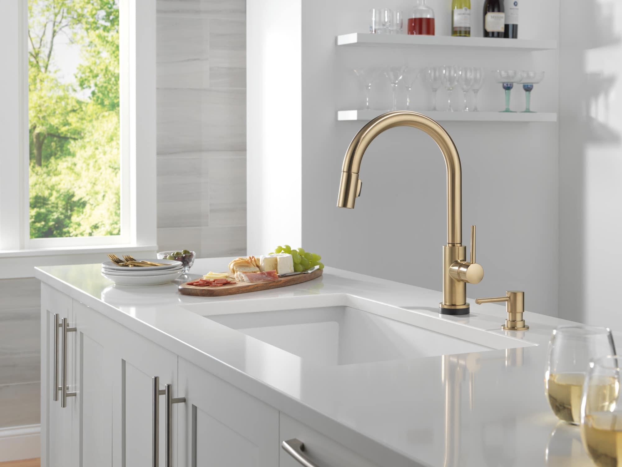 Trinsic Pull Down Sprayer Touch Kitchen Sink Faucet, Touch Control Kitchen Faucet