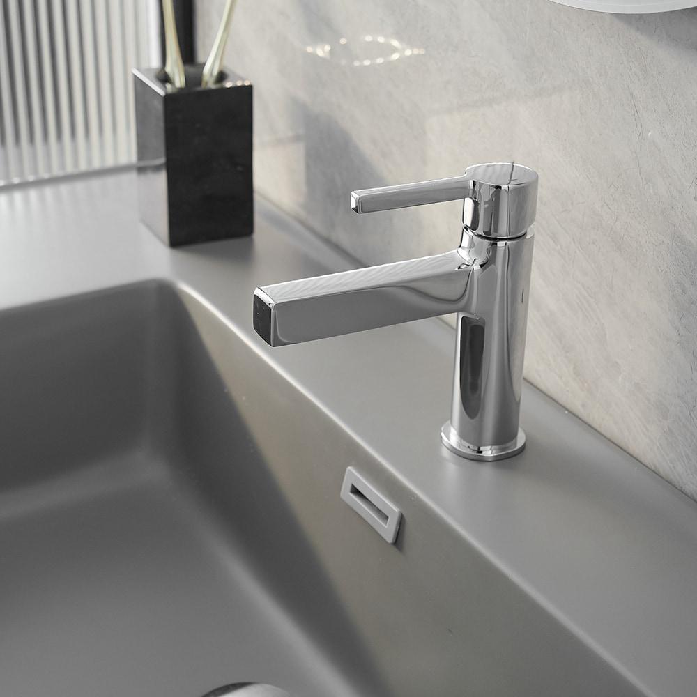 BWE Single Handle Single Hole Modern Bathroom Faucet Bathroom Drip-Free Vanity Sink Faucet