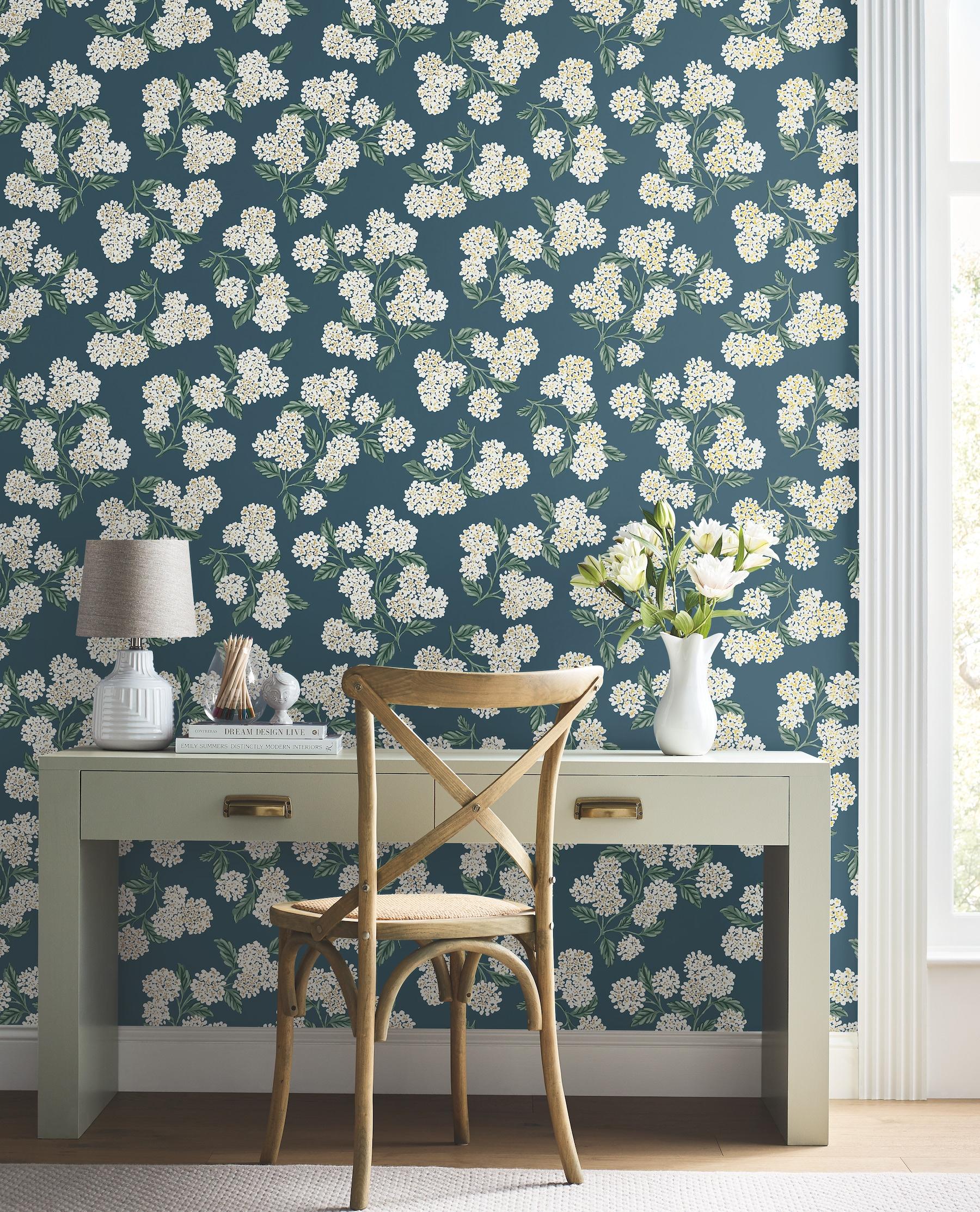 Blue Hydrangea Floral Non-pasted Washable Wallpaper