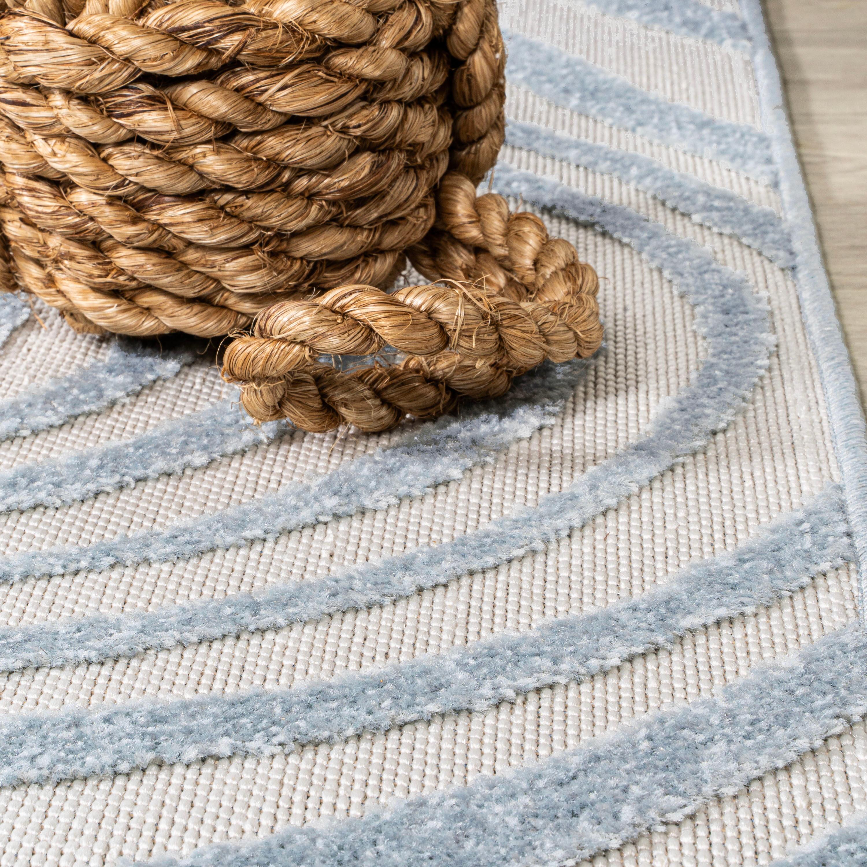 JONATHAN Y Maribo High-Low Abstract Groovy Striped Light Blue/Ivory 5 ft. x 8 ft. Indoor/Outdoor Area Rug