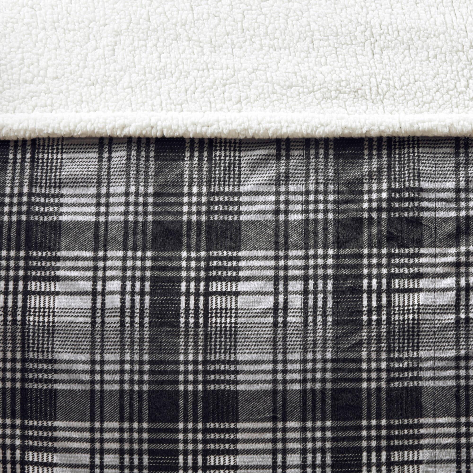 Woolrich Woolrich Tasha Oversized Mink to Berber Heated Throw