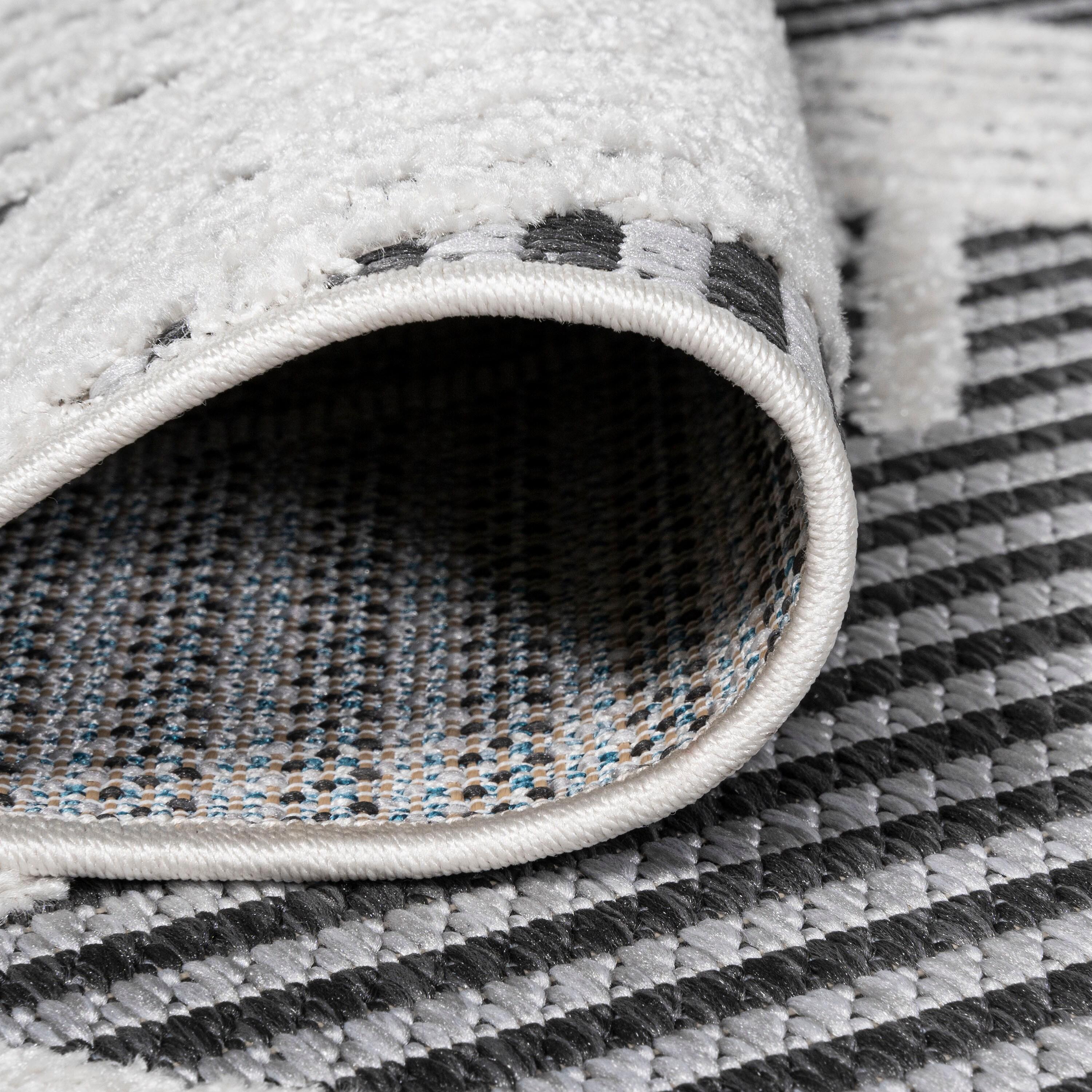 4'x6' Jazz High-Low Pile Art Deco Geometric Indoor/Outdoor Area Rug, Black/Ivory - JONATHAN Y